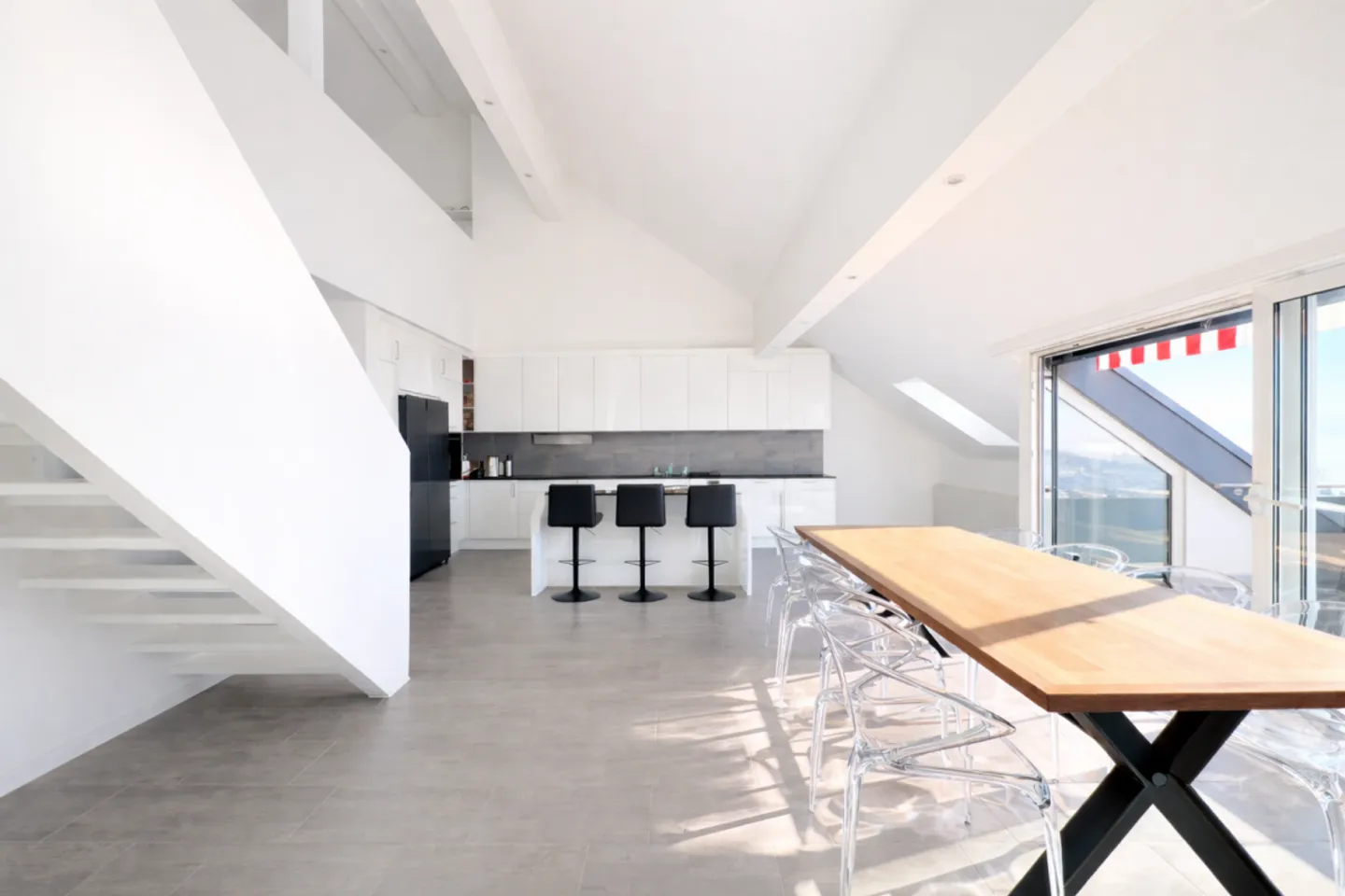 Attico eccezionale con vista mozzafiato - Foto 2 di 13