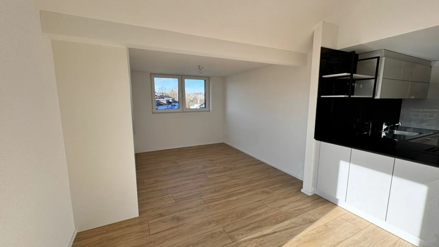 Luxuriöse Attika-Wohnung mit Lift - Foto 7 von 11