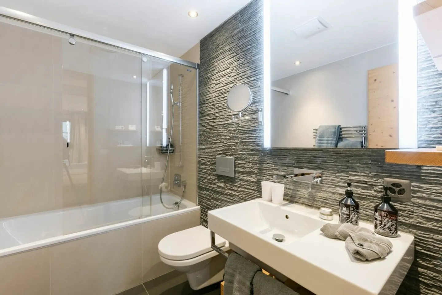 Attractive 3.5-Room Apartment in Hotel Aspen - Photo 13 of 13
