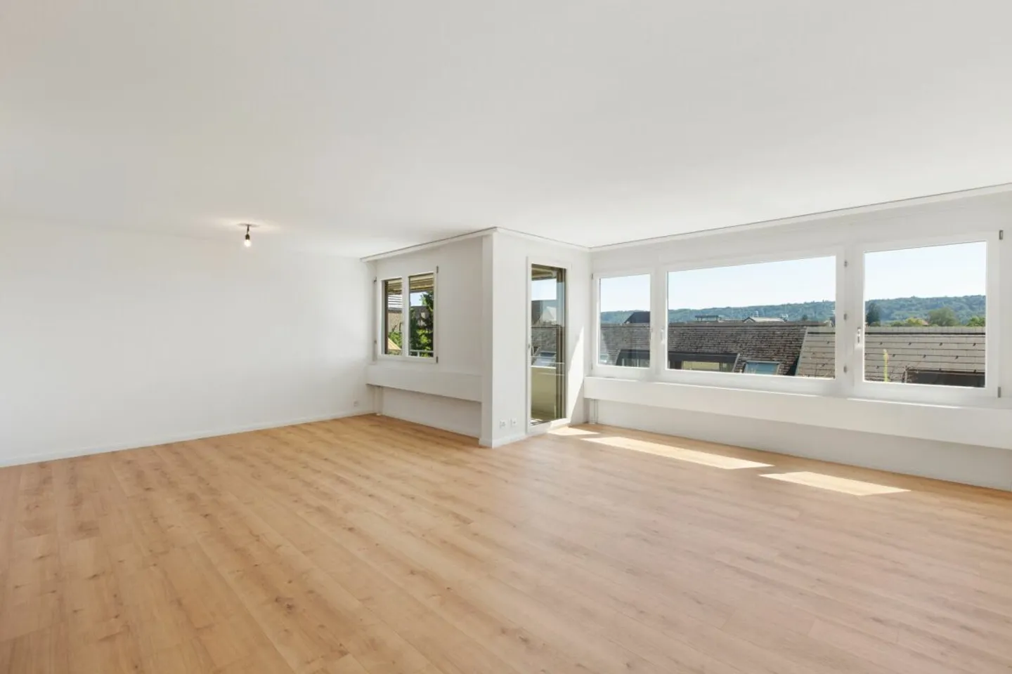 Kernsanierte 4½-Zimmer-Etagenwohnung mit grossem Balkon - Photo 4 of 13