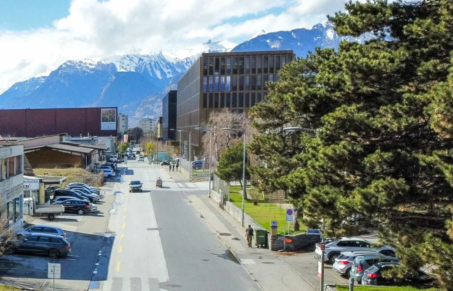 Immeuble locatif à Sion - Photo 1 sur 1