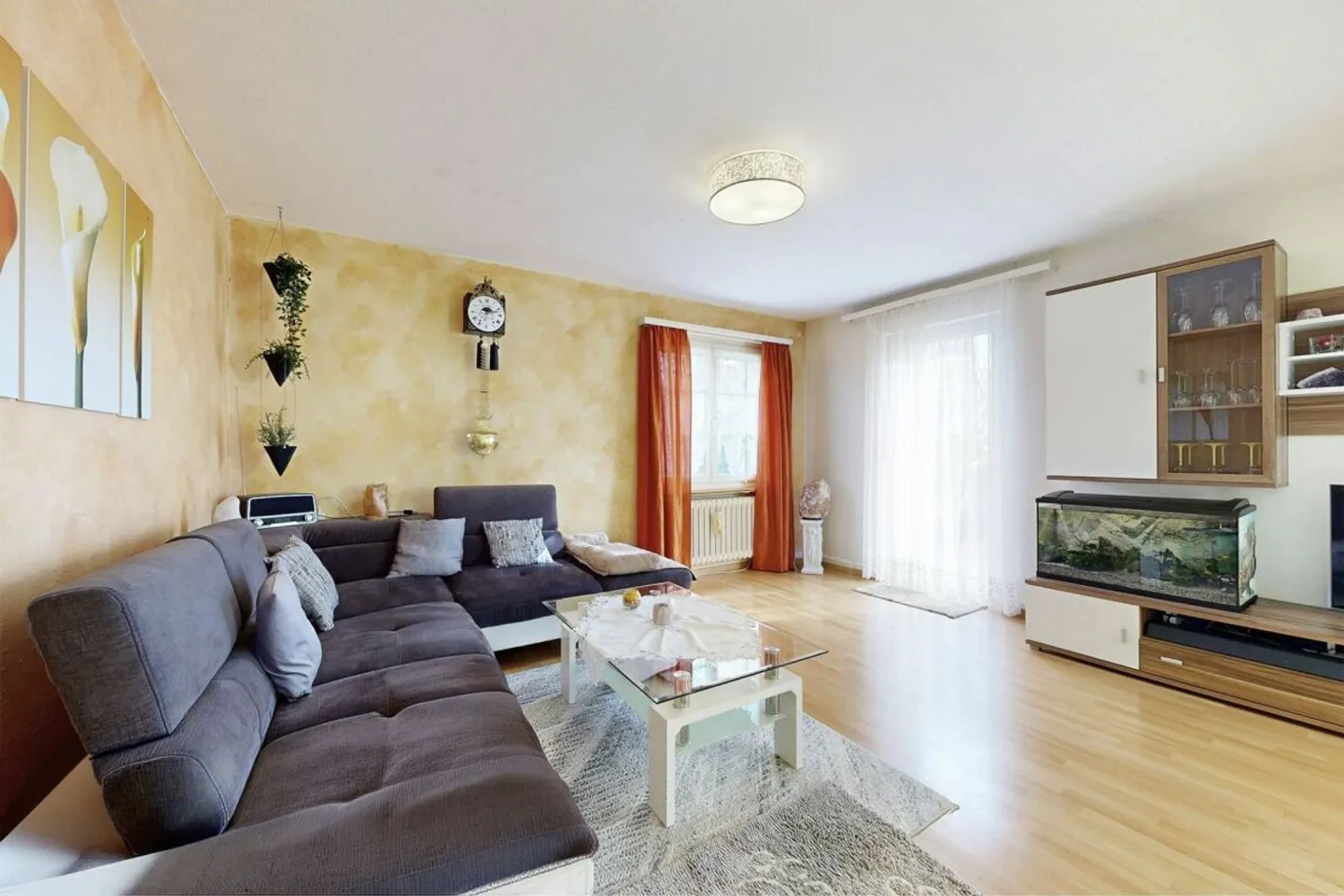 Well-maintained single-family house in a family-friendly location - Photo 2 of 13