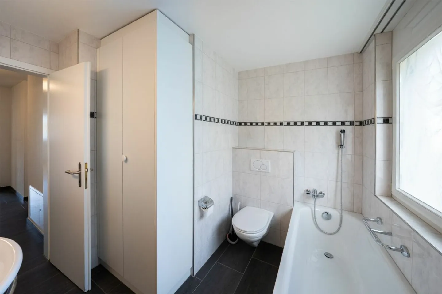 Appartement lumineux avec grand balcon et salle de loisirs dans un quartier familial - Photo 10 sur 10