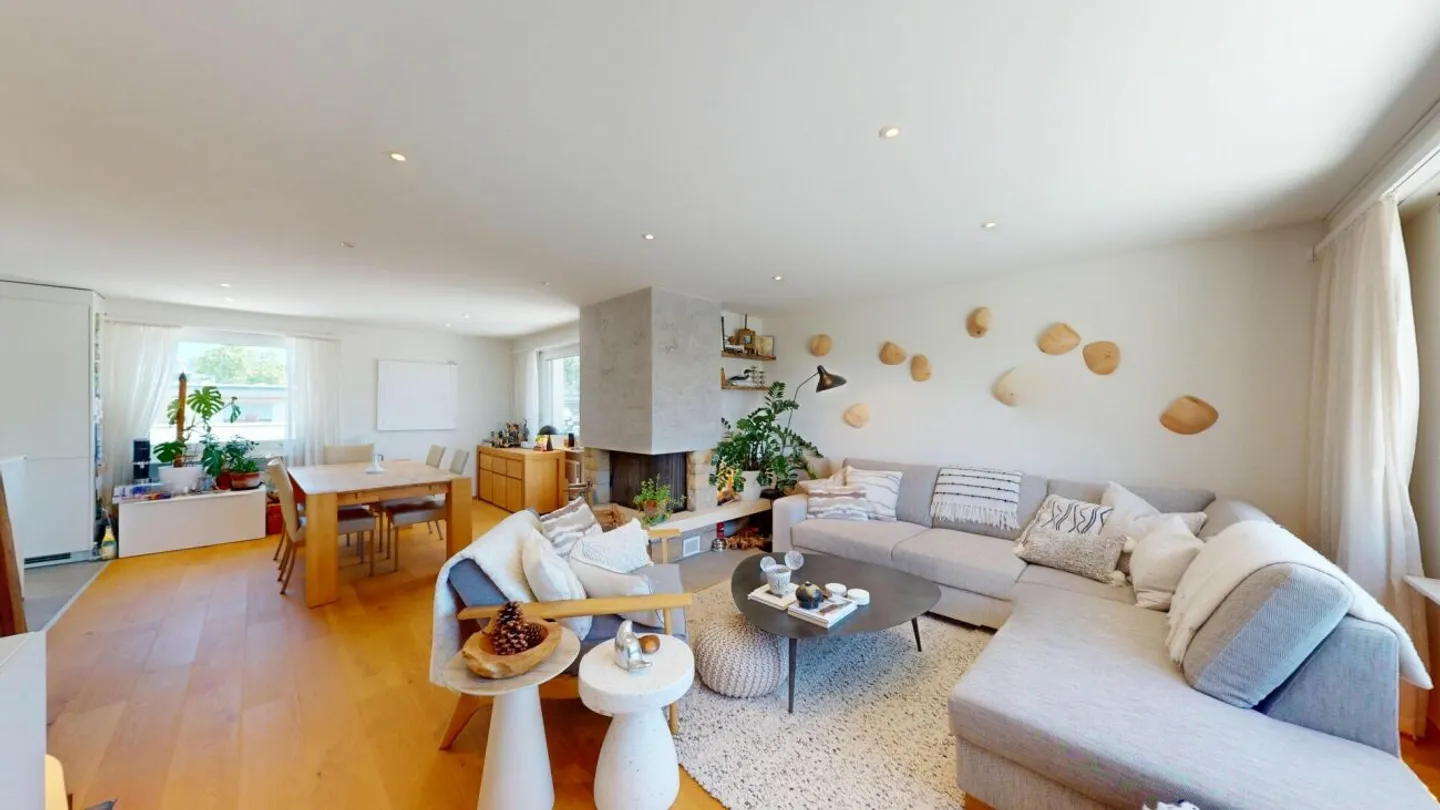 Exclusive penthouse apartment with stunning 360° terrace - Photo 2 of 11