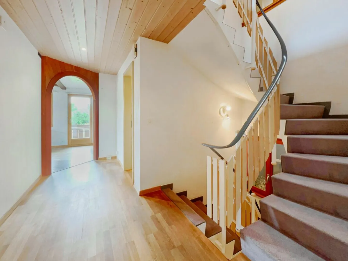 Spacious semi-detached house with a distant view - limited until the end of 2026 - Photo 11 of 13