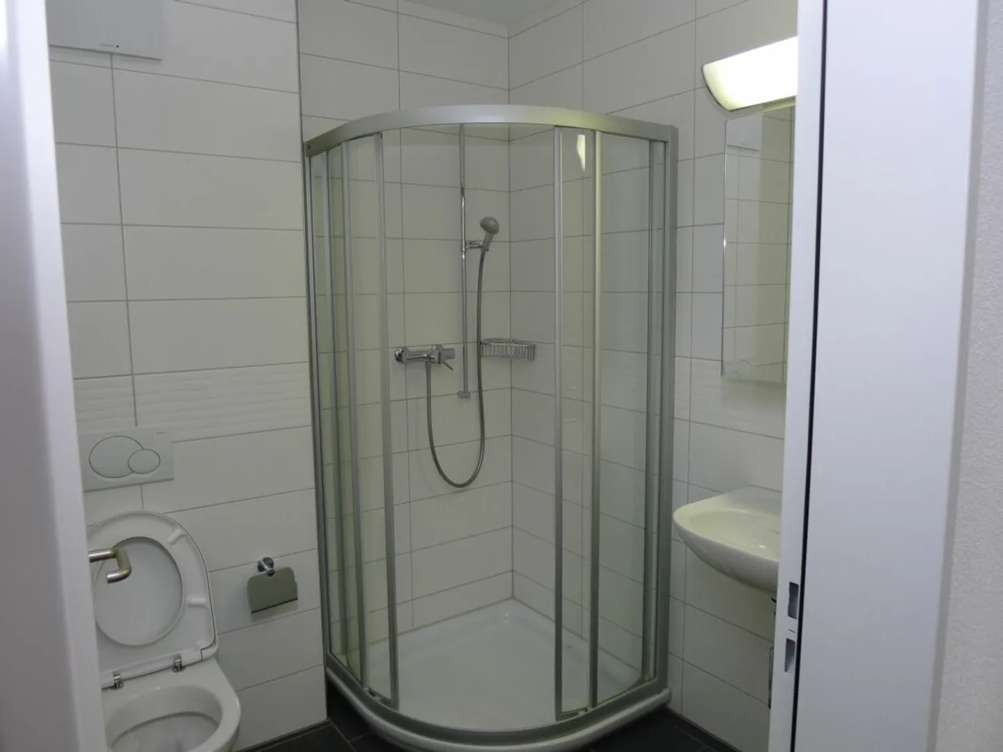 Modern Garden Apartment in Niederrohrdorf - Photo 6 of 7