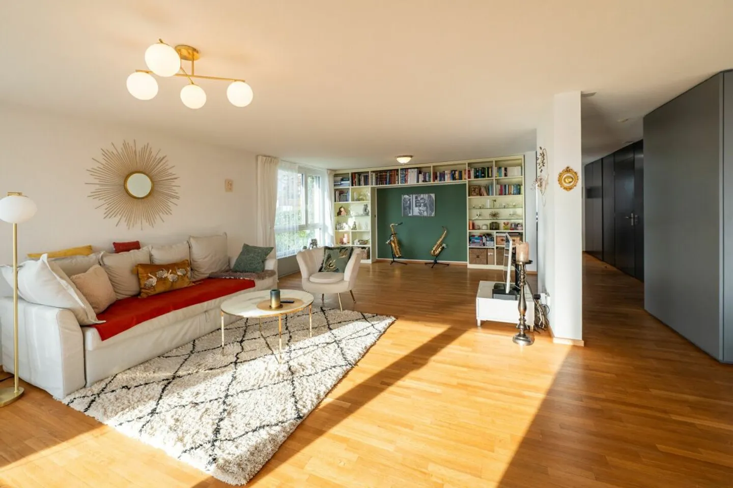 Appartement spacieux et lumineux avec une vue magnifique sur le Säntis - Photo 9 sur 13