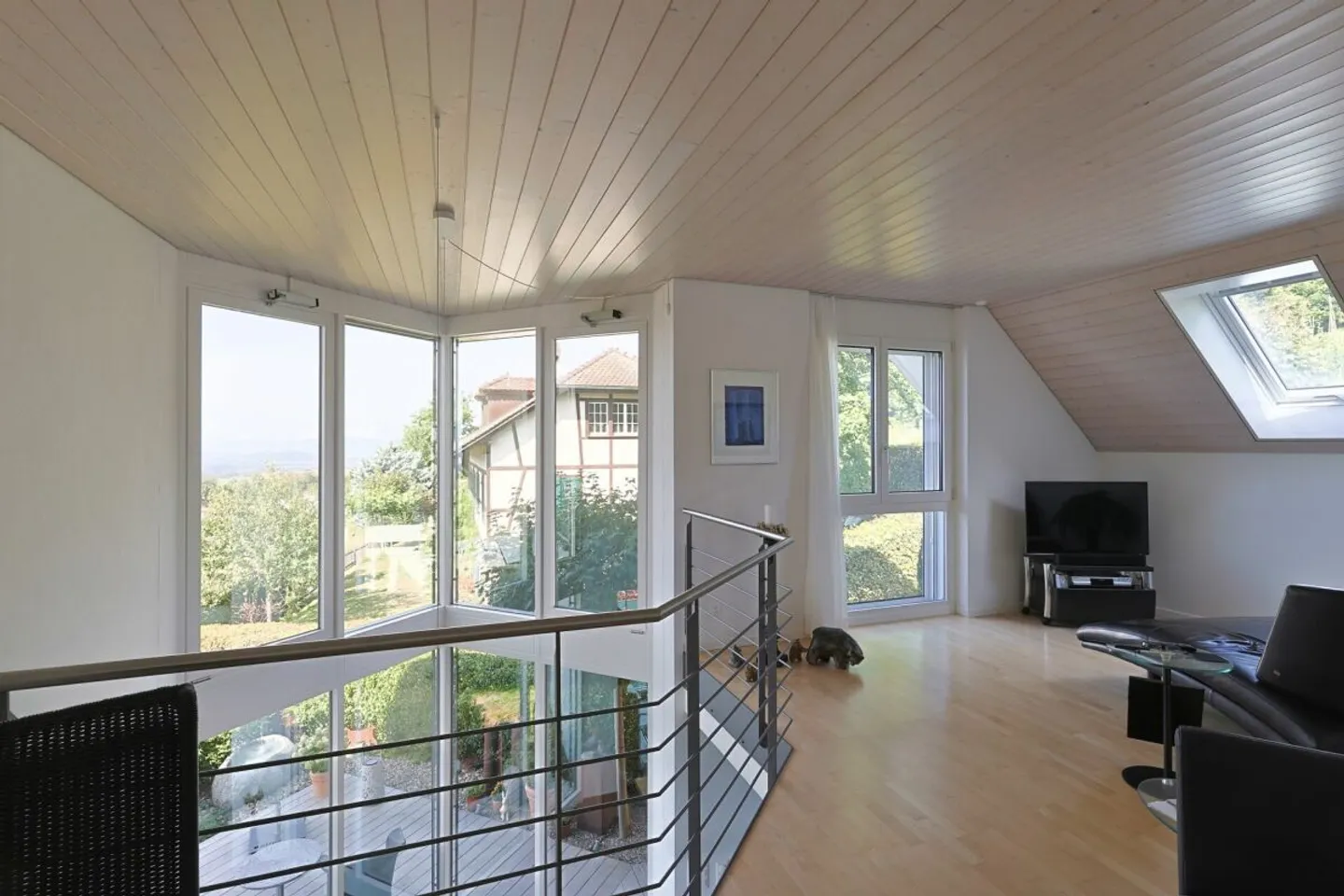 Casa unifamiliare di 5,5 stanze con vista meravigliosa - Foto 6 di 13