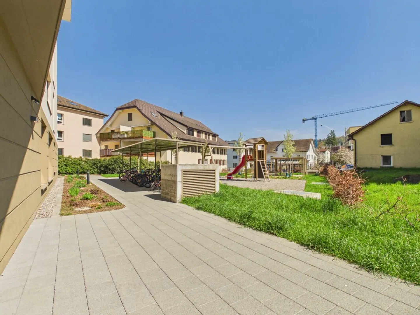 Geräumige 4.5-Zimmer-Wohnung mit Balkon und Garage in Menziken - Photo 8 of 10