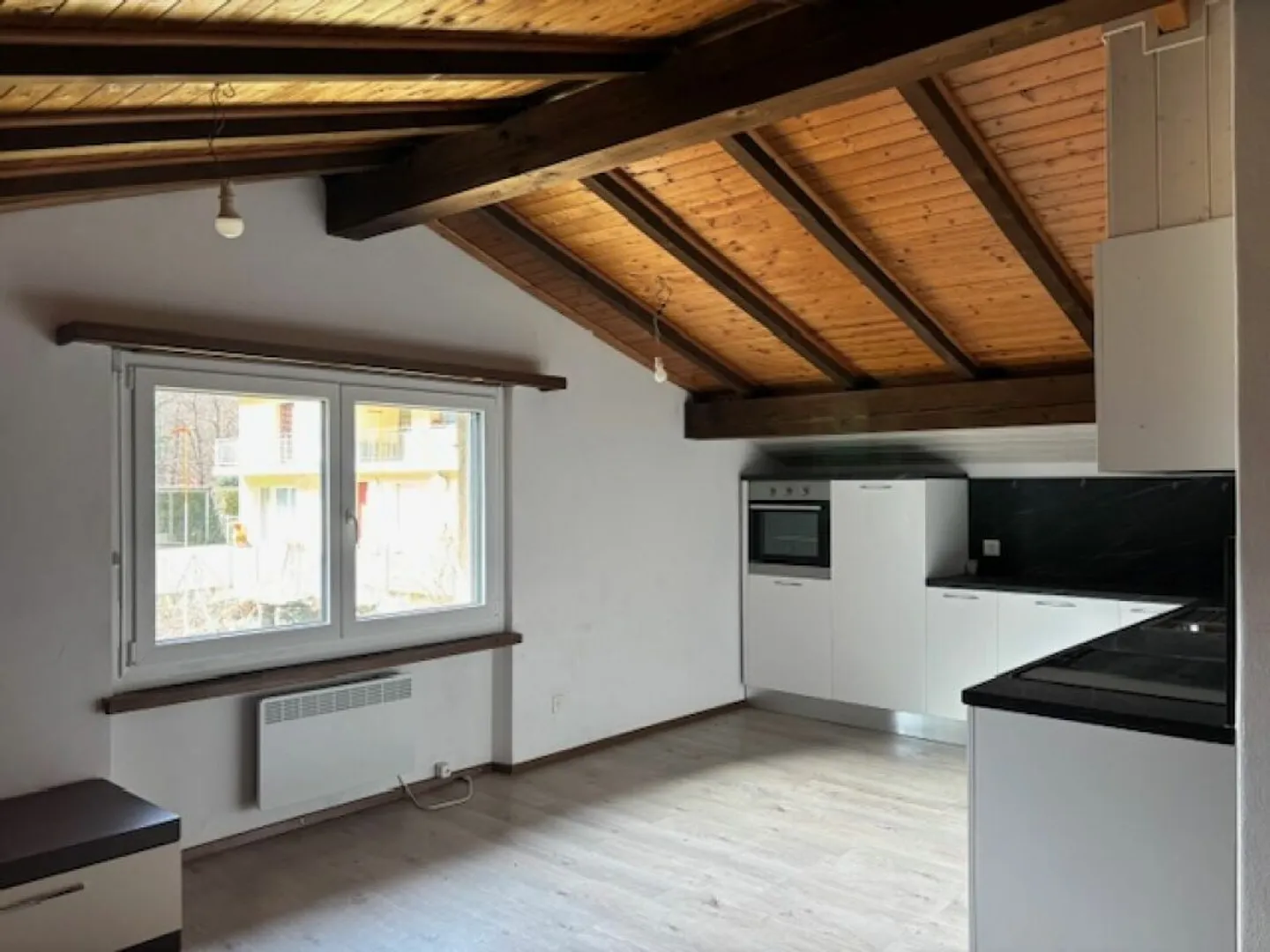 DACHGESCHOSS WOHNUNG - Foto 1 von 10