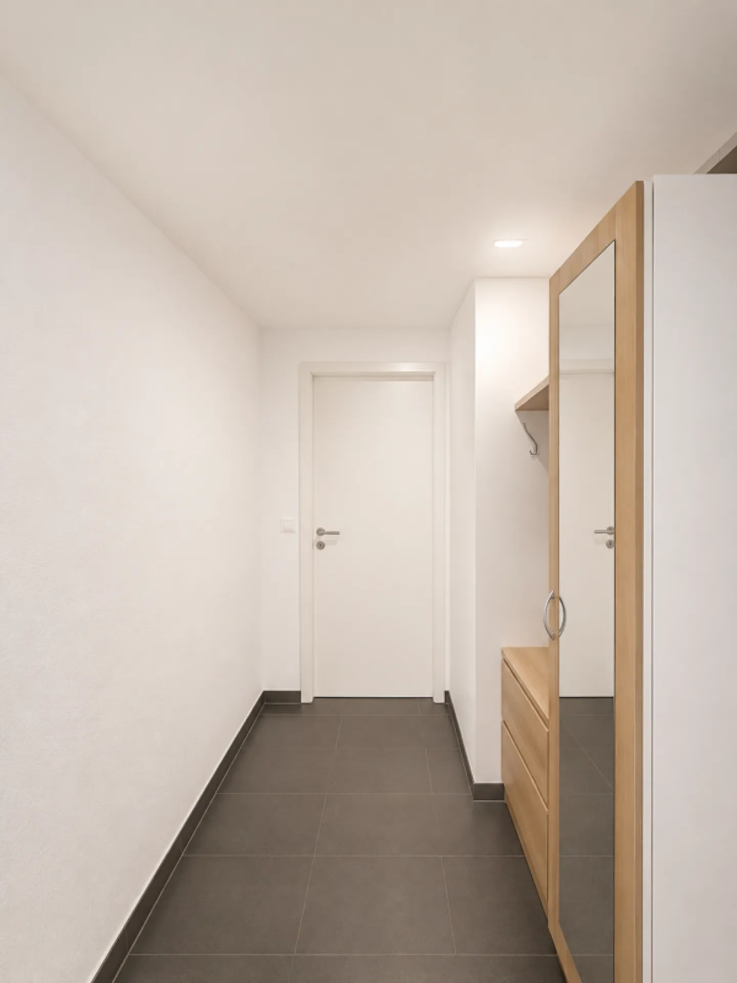 Spazio arredato di 38 m² con bagno - Foto 2 di 8