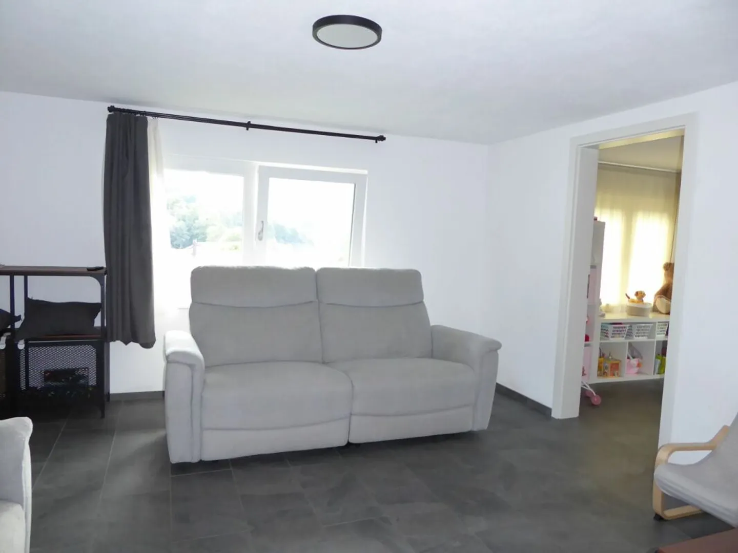 4 1/2-Room Apartment in a Quiet Location - Photo 6 of 13