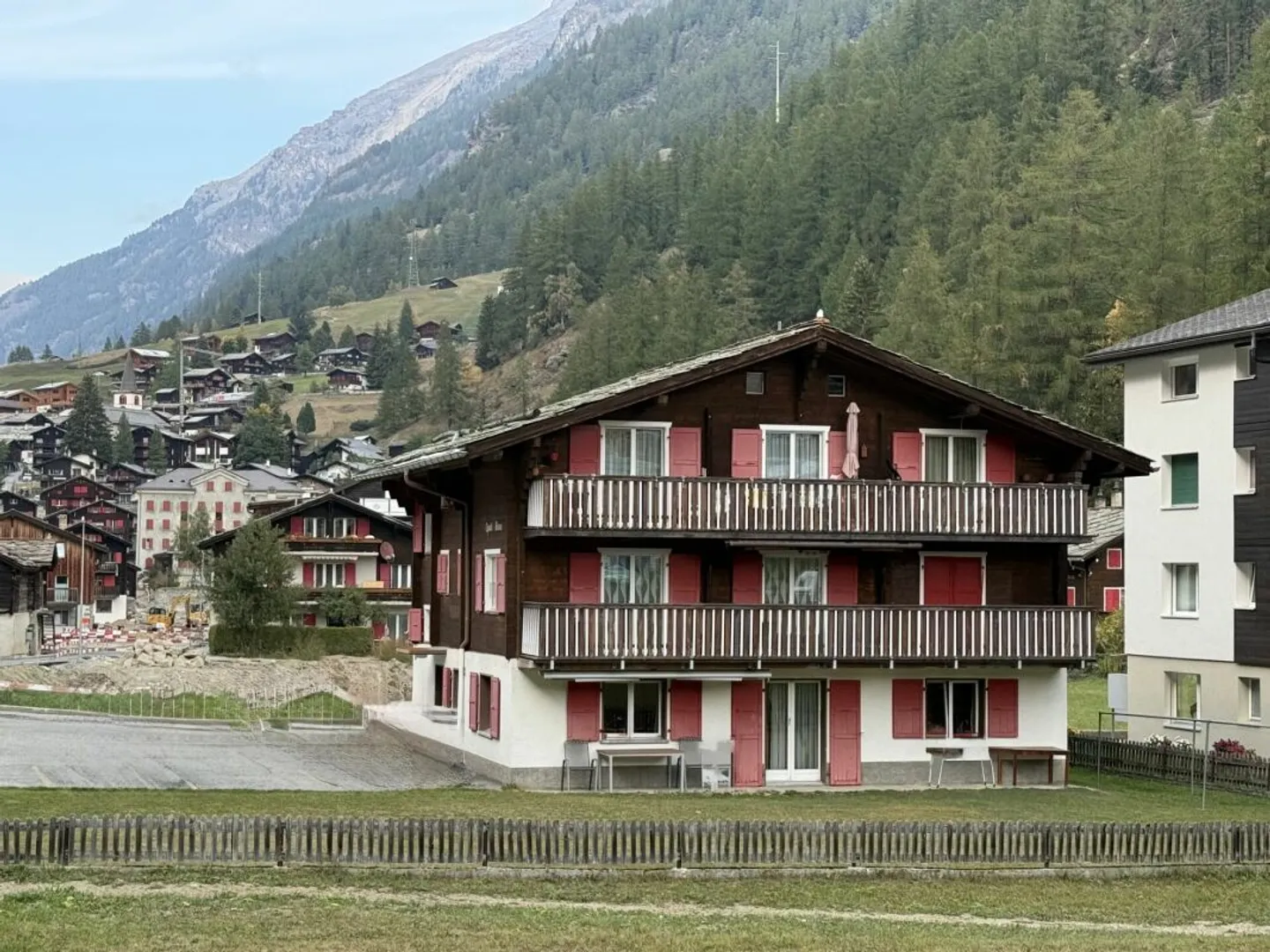 Attractive Multi-Family House - 3 Apartments - Investment Property - Exclusively at HORU IMMOBILIEN - Photo 3 of 3