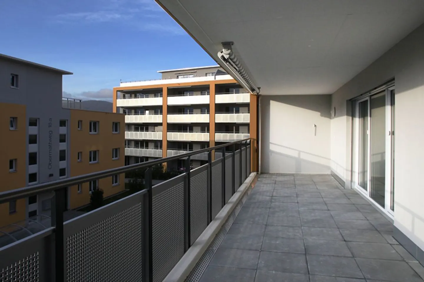 Stilvolle Wohnung mit grossem Balkon - Foto 6 von 8