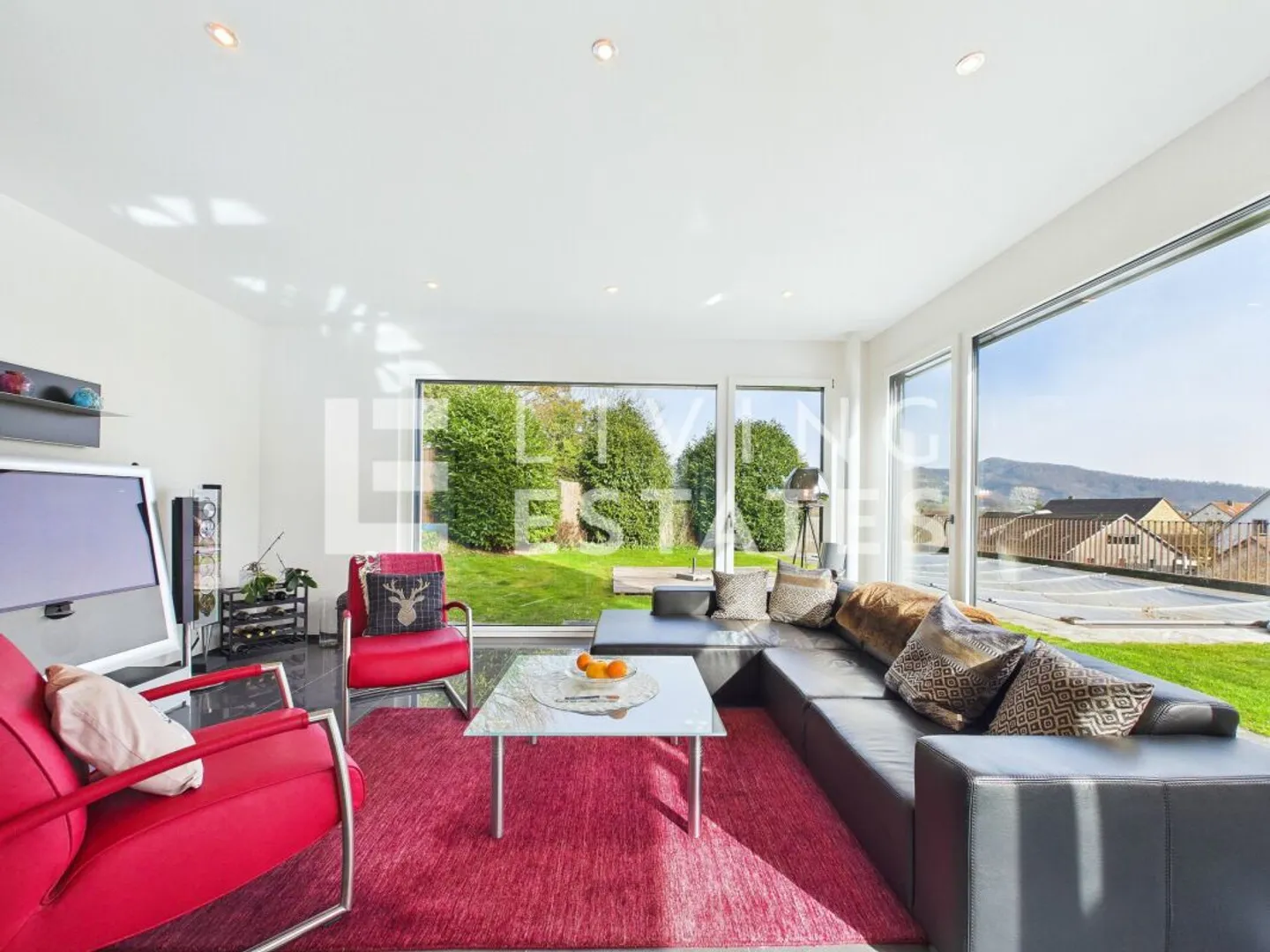 Luxushaus mit Pool und Garage - Foto 3 von 13