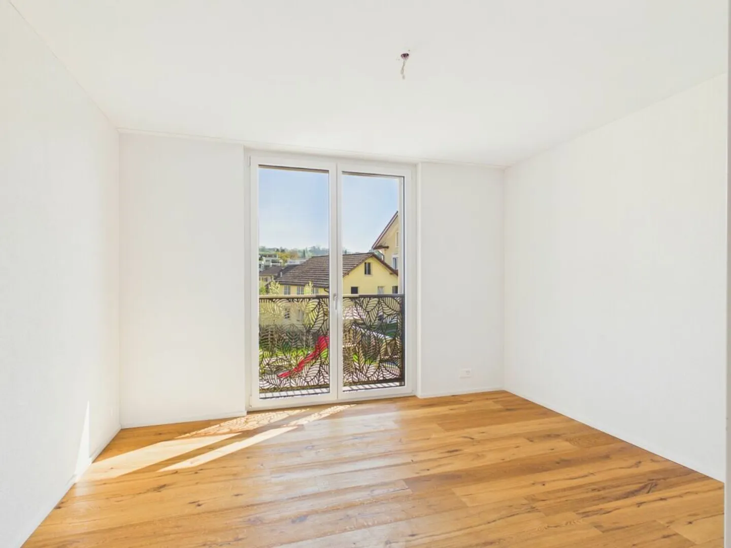 Geräumige 4.5-Zimmer-Wohnung mit Balkon und Garage in Menziken - Photo 7 of 10