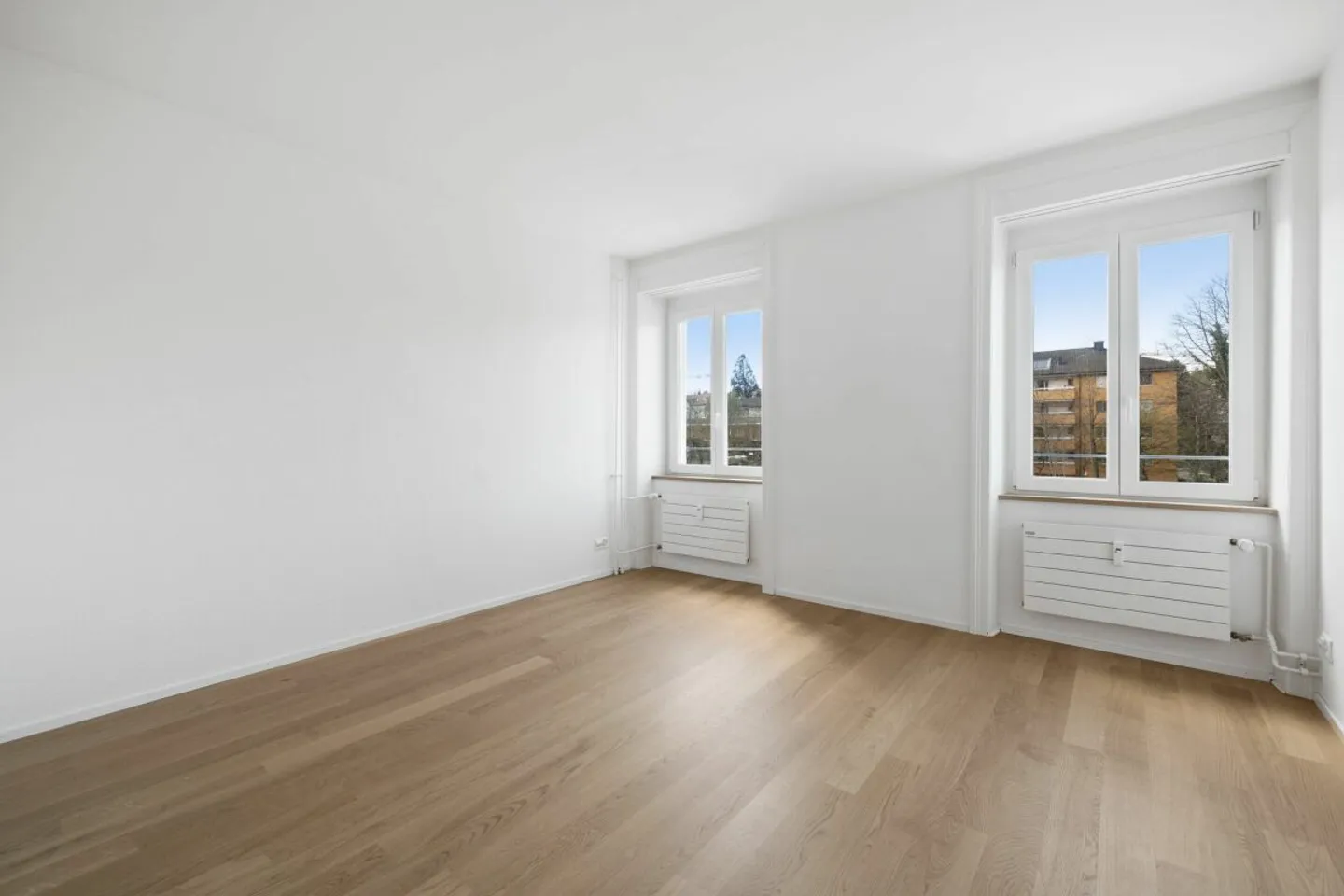 Modern 2 1/2-room apartment in a core-renovated multi-family house near Kronenplatz - Photo 6 of 9