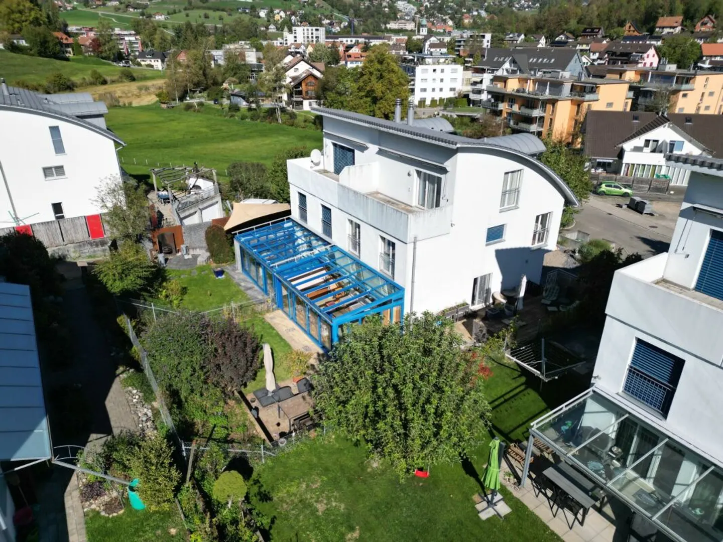 Geräumiges Doppelhaus mit Wintergarten - Foto 9 von 9