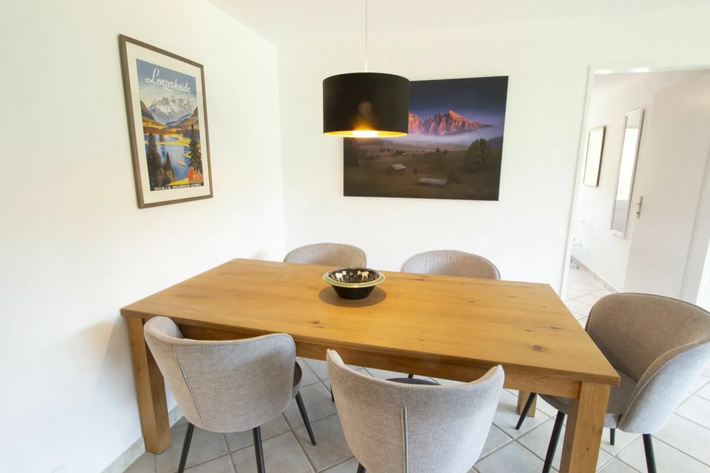 Quiet 3-room apartment in Lenzerheide by the lake - Photo 2 of 12