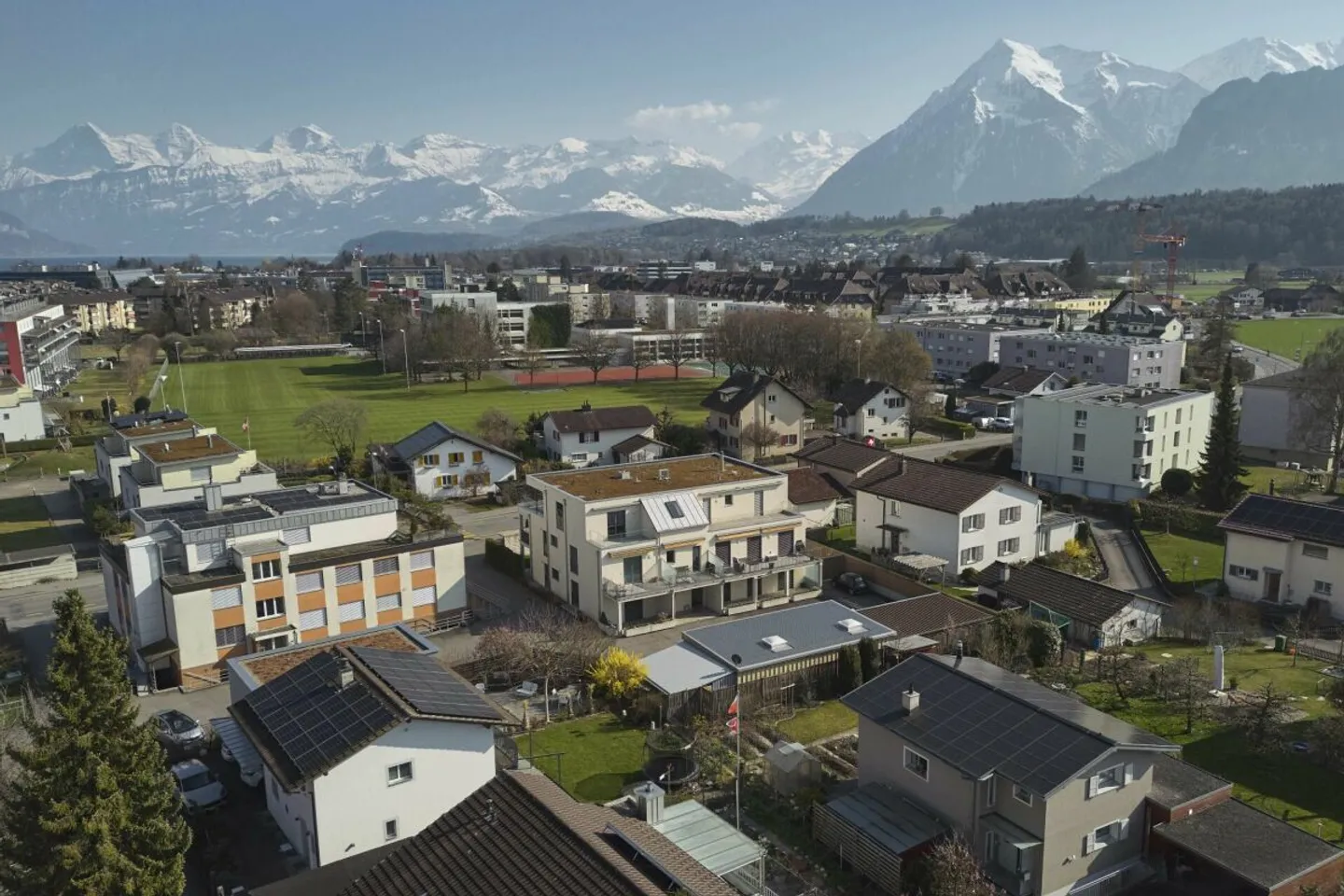 FAMILIENIDYLLE MIT PANORAMA - EINFAMILIENHAUS MIT ANBAU &amp; BERGSICHT - Foto 3 di 10