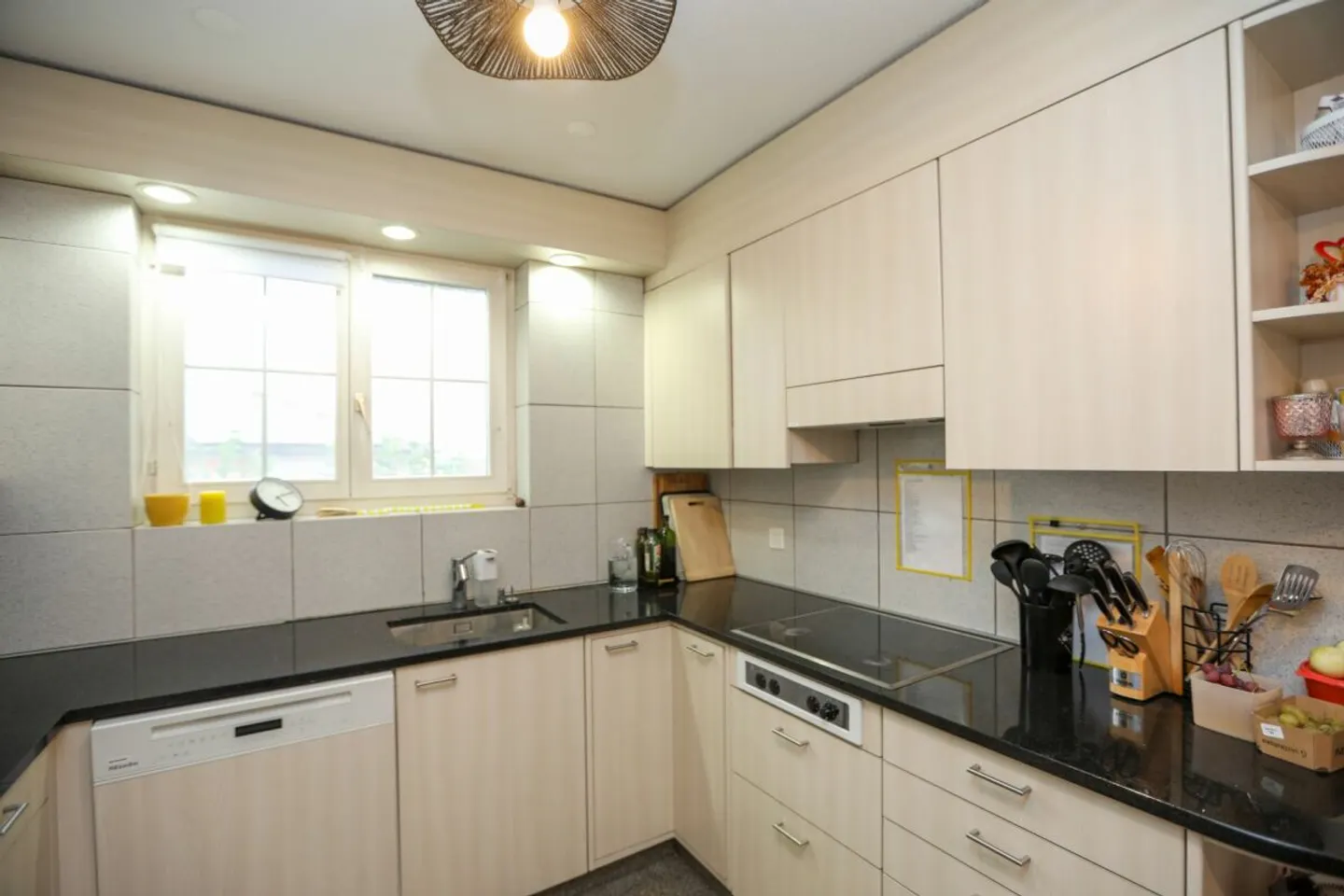 Appartement de jardin avec entrée privée et environ 150 m2 de surface d'utilisation spéciale - Photo 6 sur 12
