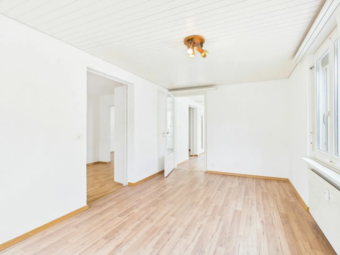 Charmante Wohnung in Schöftland - Foto 2 von 11