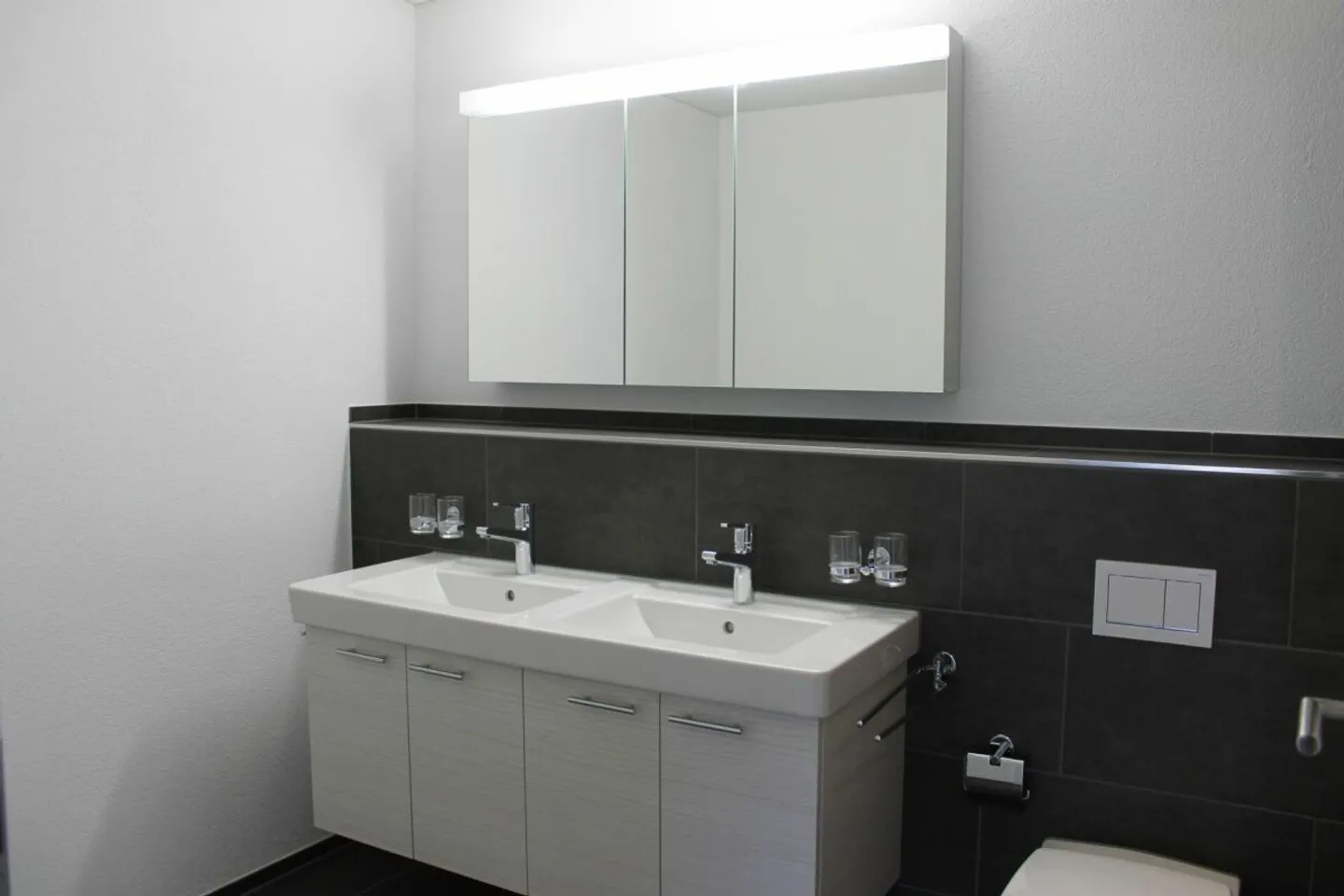 Moderne 4.5-Zimmerwohnung - Foto 7 von 8