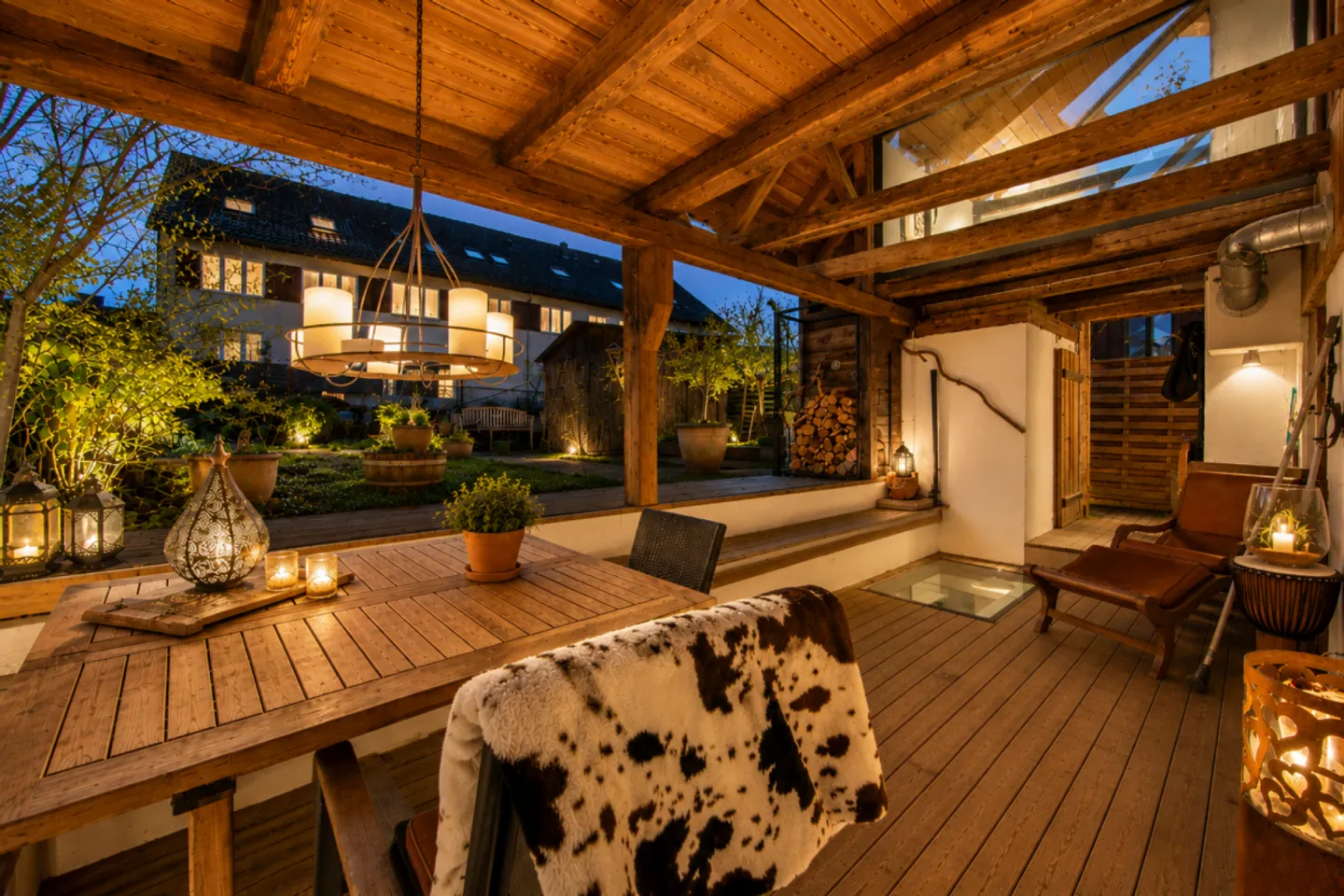 Charmante maison de ville de 7 pièces avec 220 m² de surface habitable à Rickenbach ZH - Photo 1 sur 13