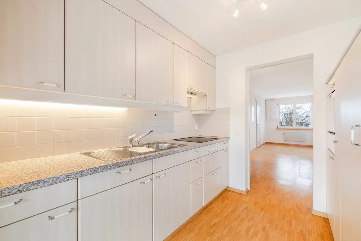 Vivere in modo adeguato all'età in un ambiente curato - Appartamento di 3,5 stanze in una posizione tranquilla a Berneck SG - Foto 2 di 11