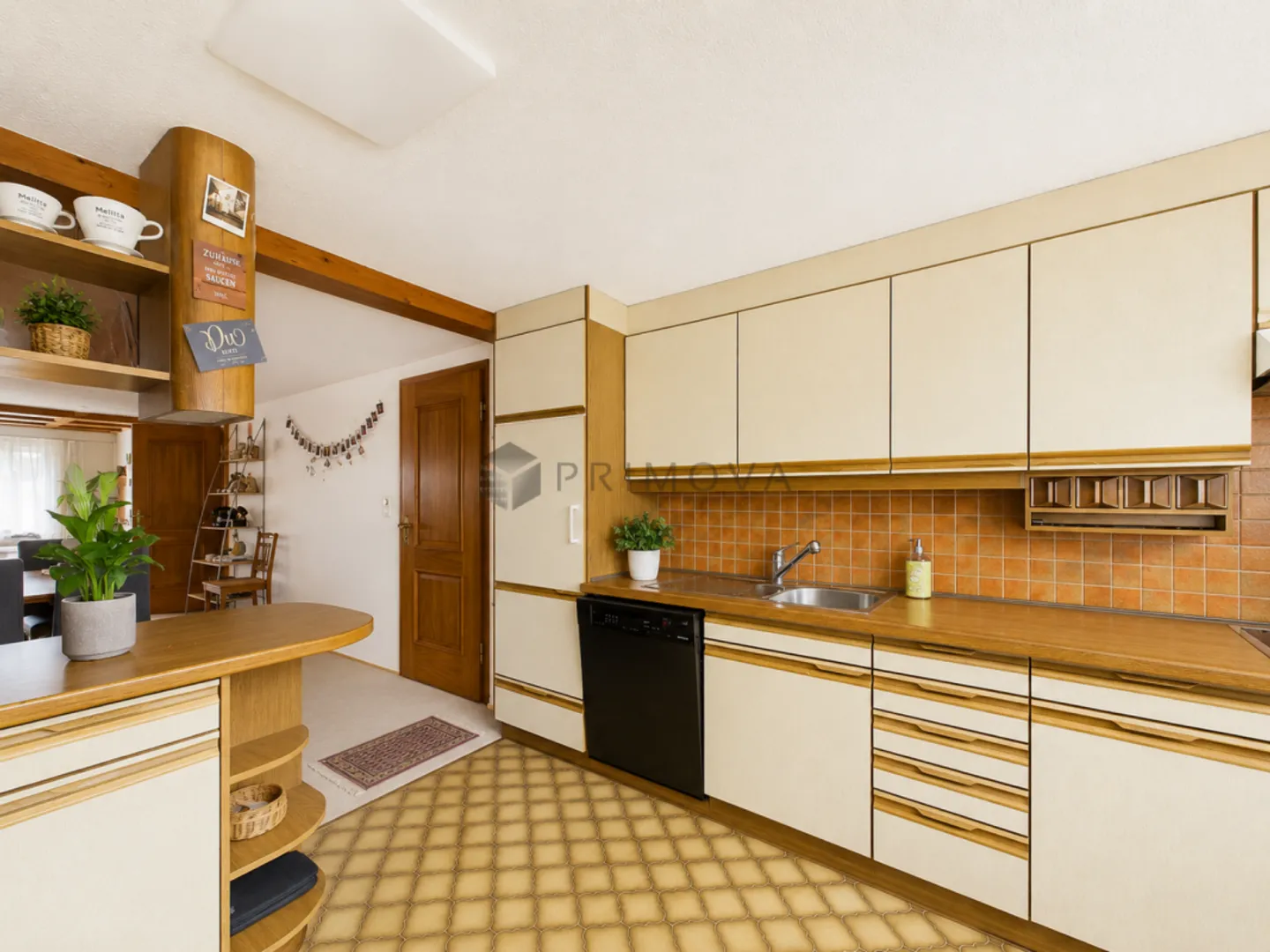 Maison de ville familiale de 5,5 pièces avec beaucoup d'espace et un espace extérieur ensoleillé - Photo 2 sur 13