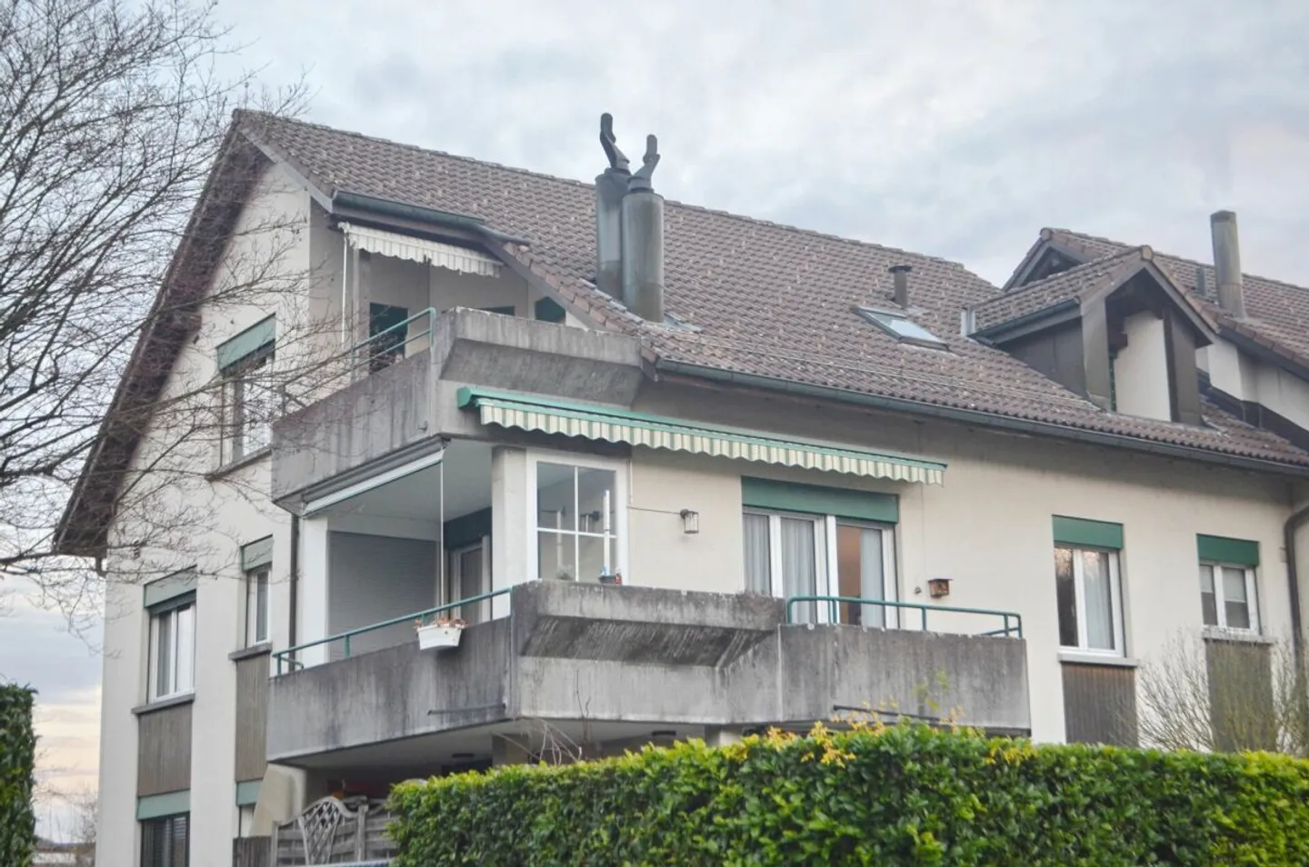 3 1/2 Zimmer Eigentumswohnung mit 1 Tiefgaragen-Platz Angenehmes Raumkonzept für gemütliches Wohnen - Foto 1 von 5