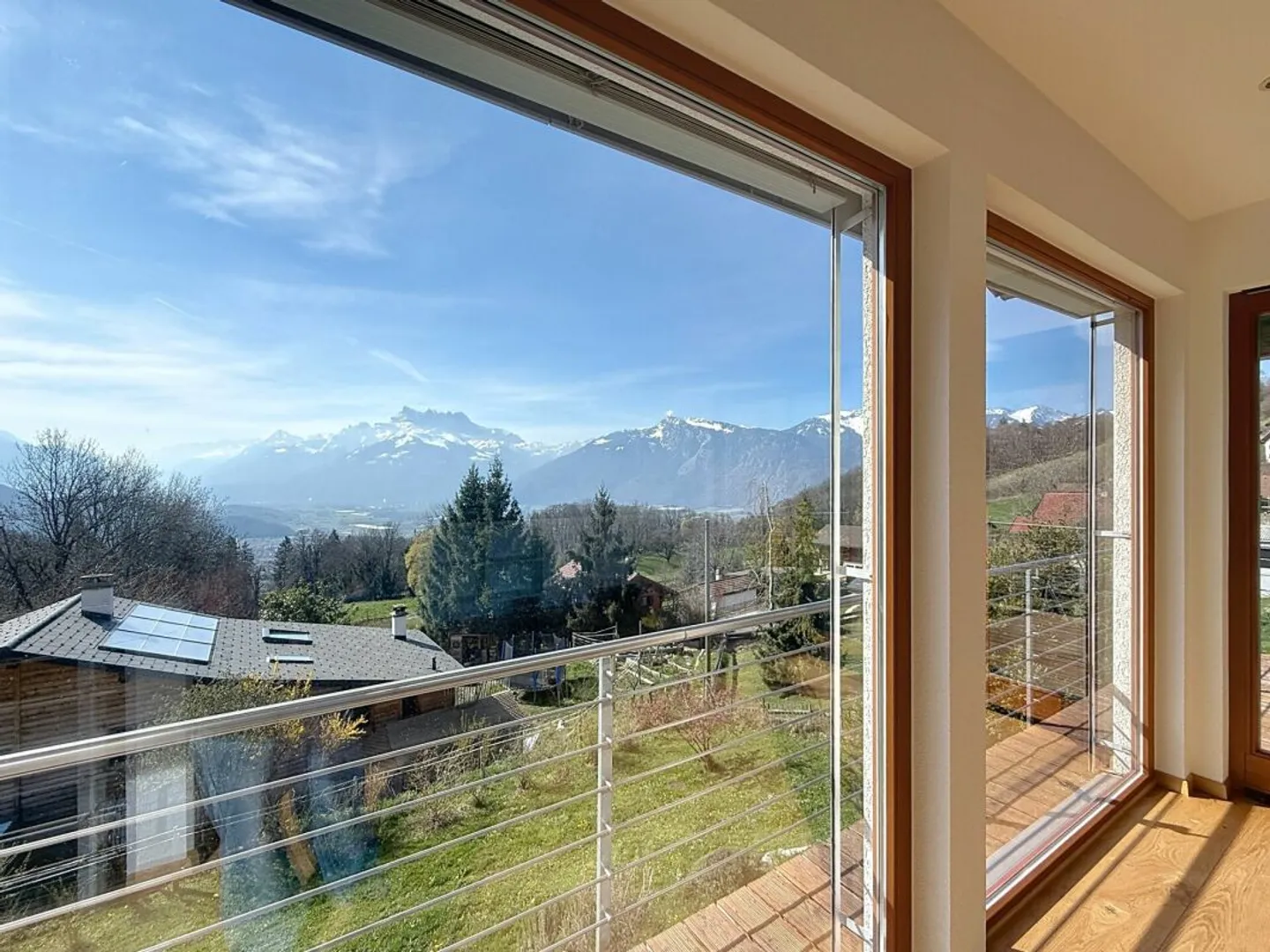 Magnificent architect-designed villa with spectacular panoramic view of the plain and the Dents-du-Midi - Photo 6 of 13