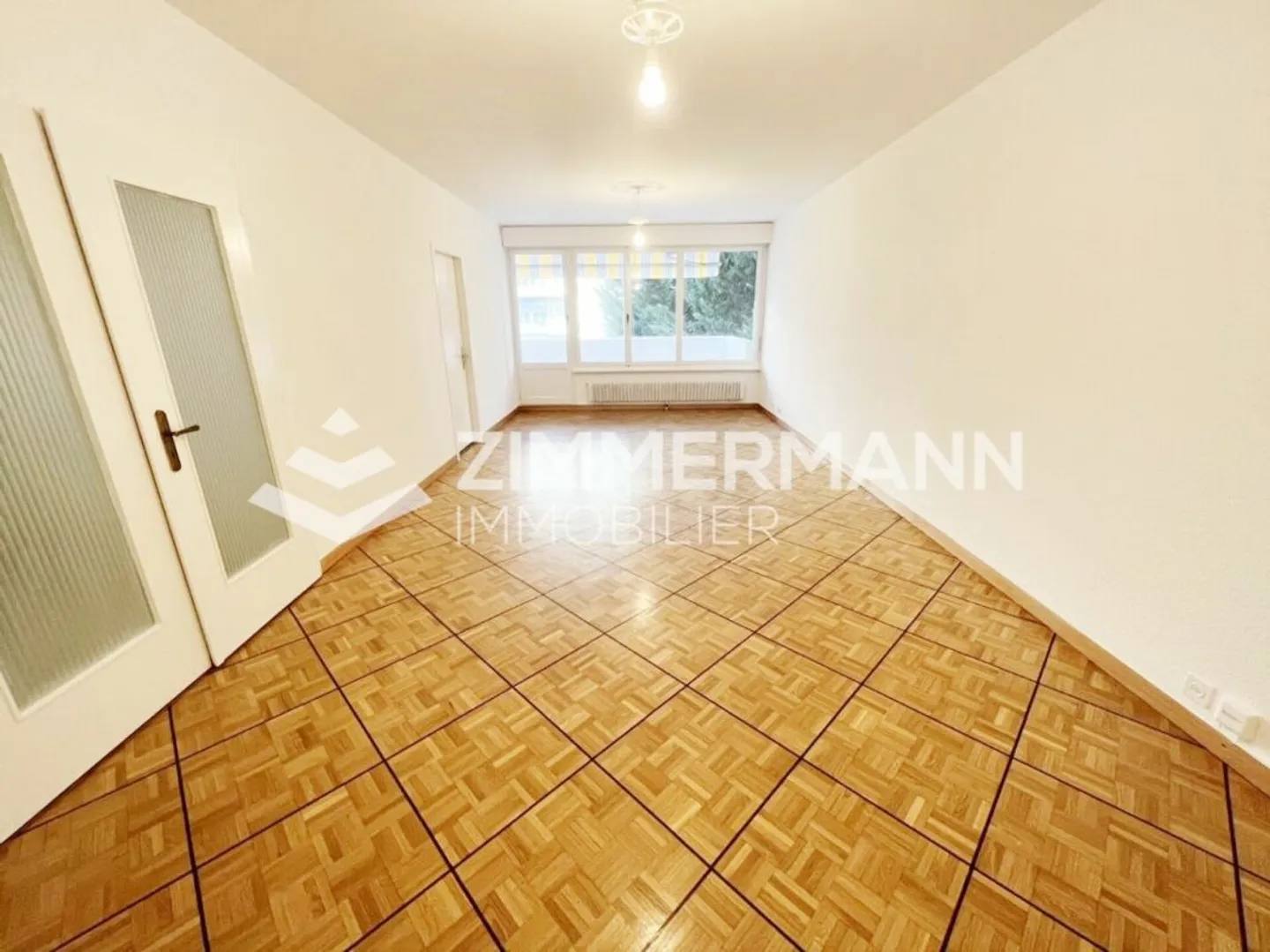 Charmilles - Appartamento di 5,5 stanze con balcone! - Foto 3 di 8