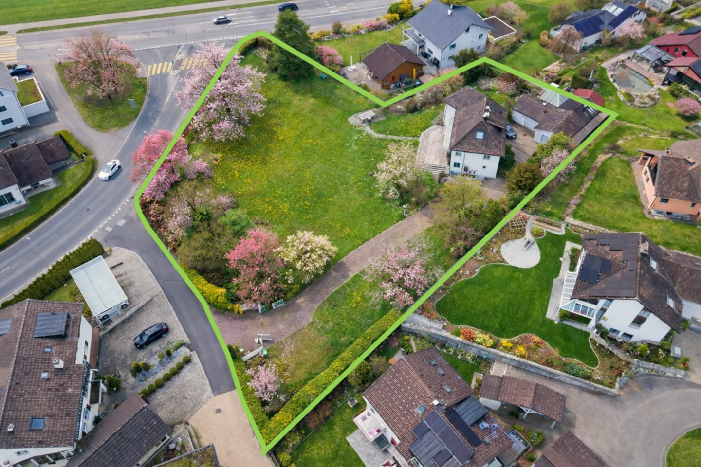 Development Land with Villa - Photo 1 of 2