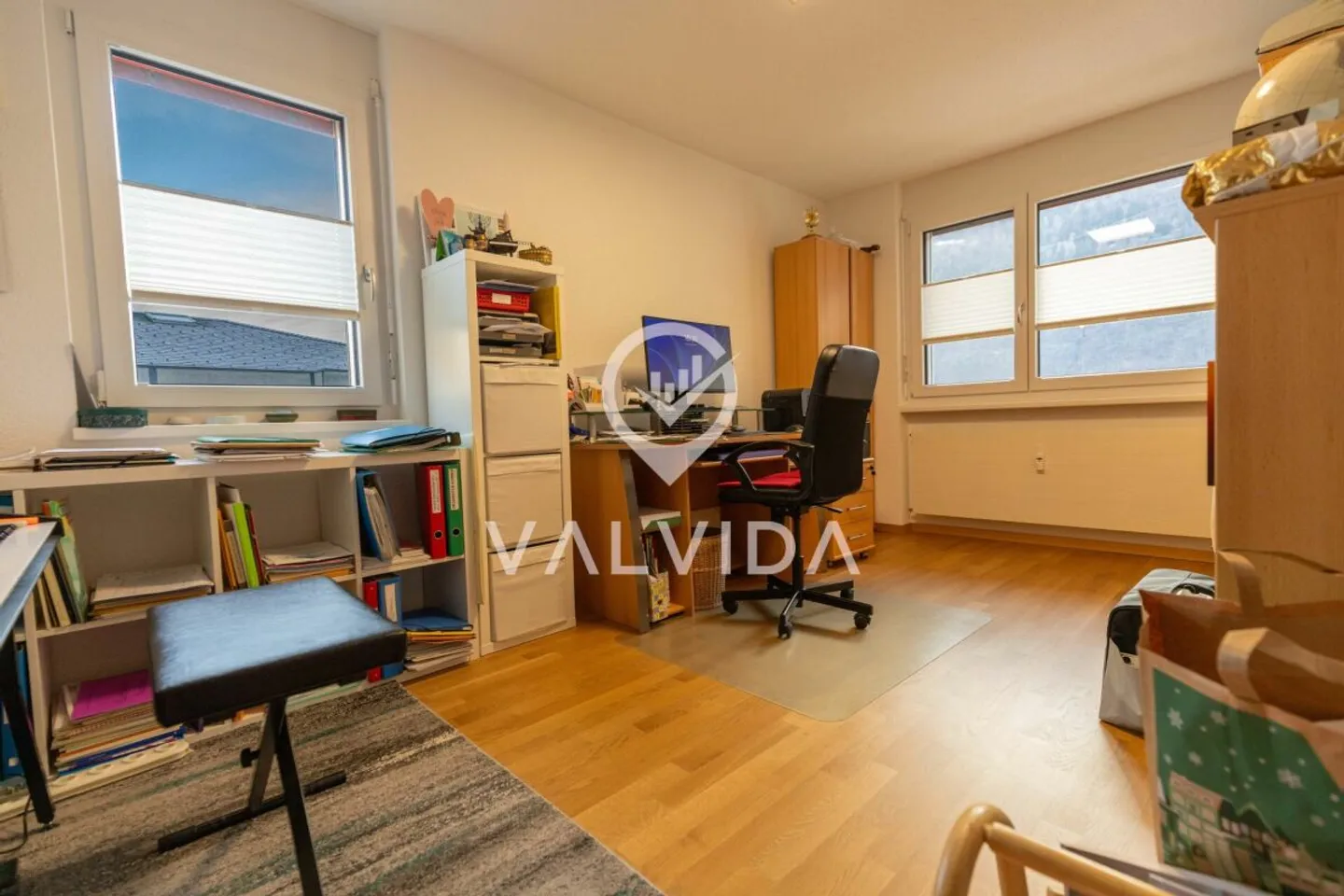 Top Deal: 4.5-Room Apartment with 2 Balconies, Garage & Guest WC - Photo 9 of 12