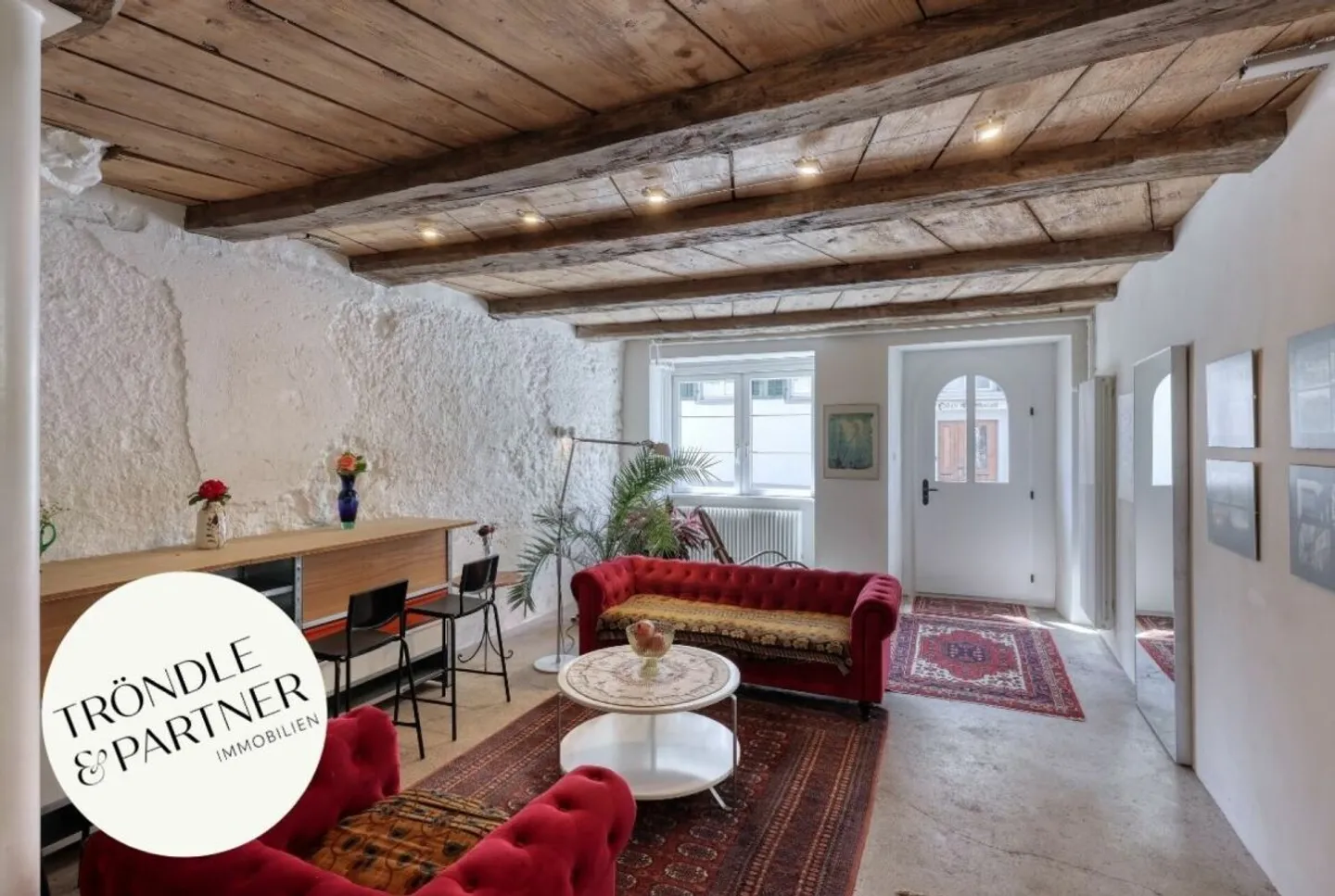 Charming 7.5-Room House - Photo 1 of 13
