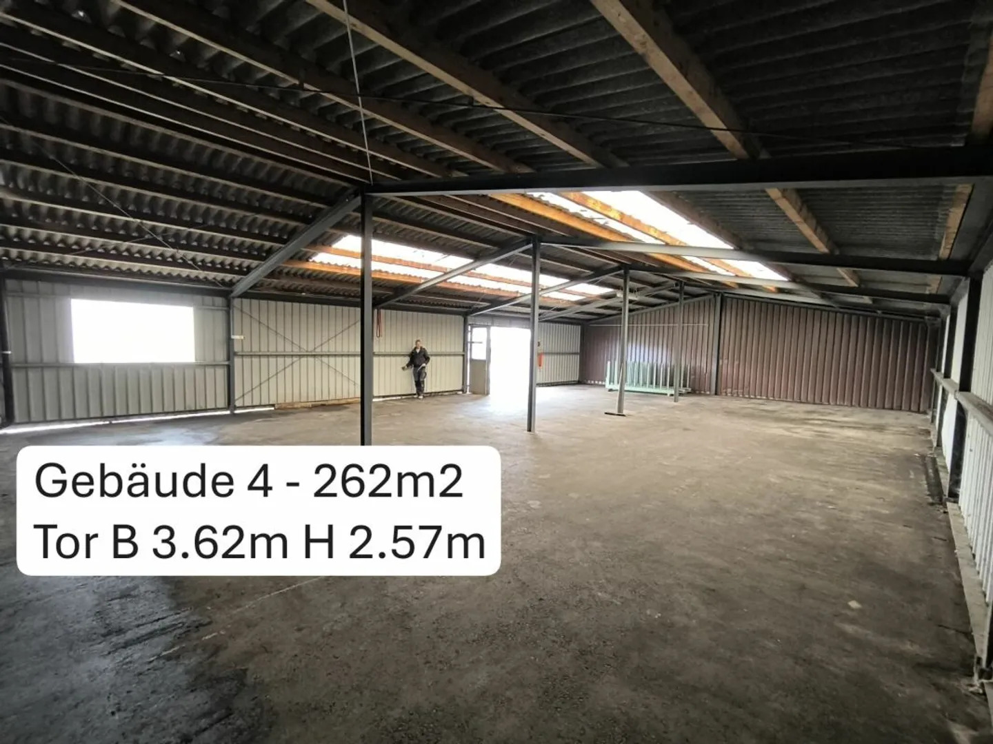 Spazi commerciali flessibili a Matzingen - Foto 5 di 5