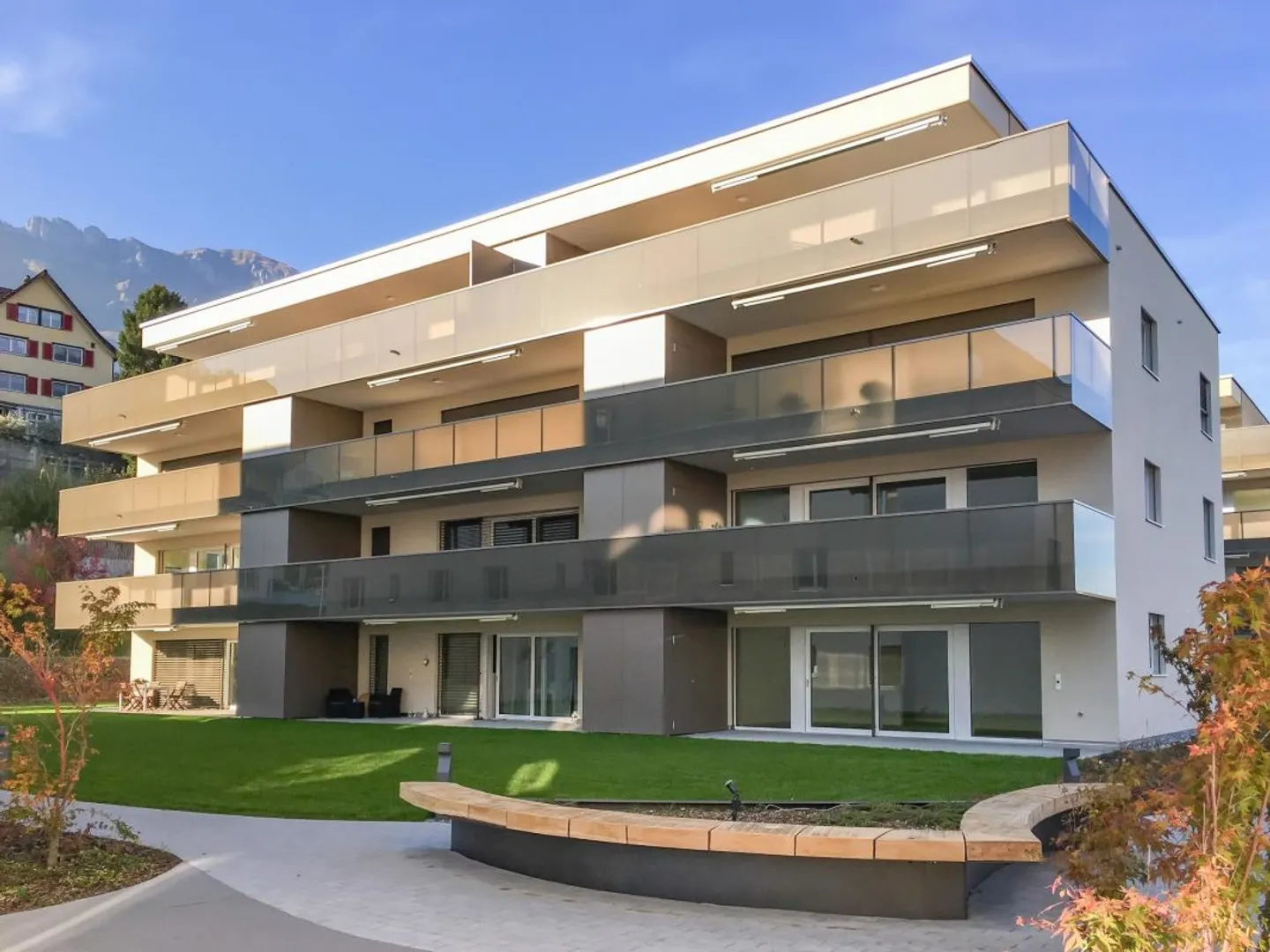 Geräumige Wohnung mit Balkon - Foto 10 von 12