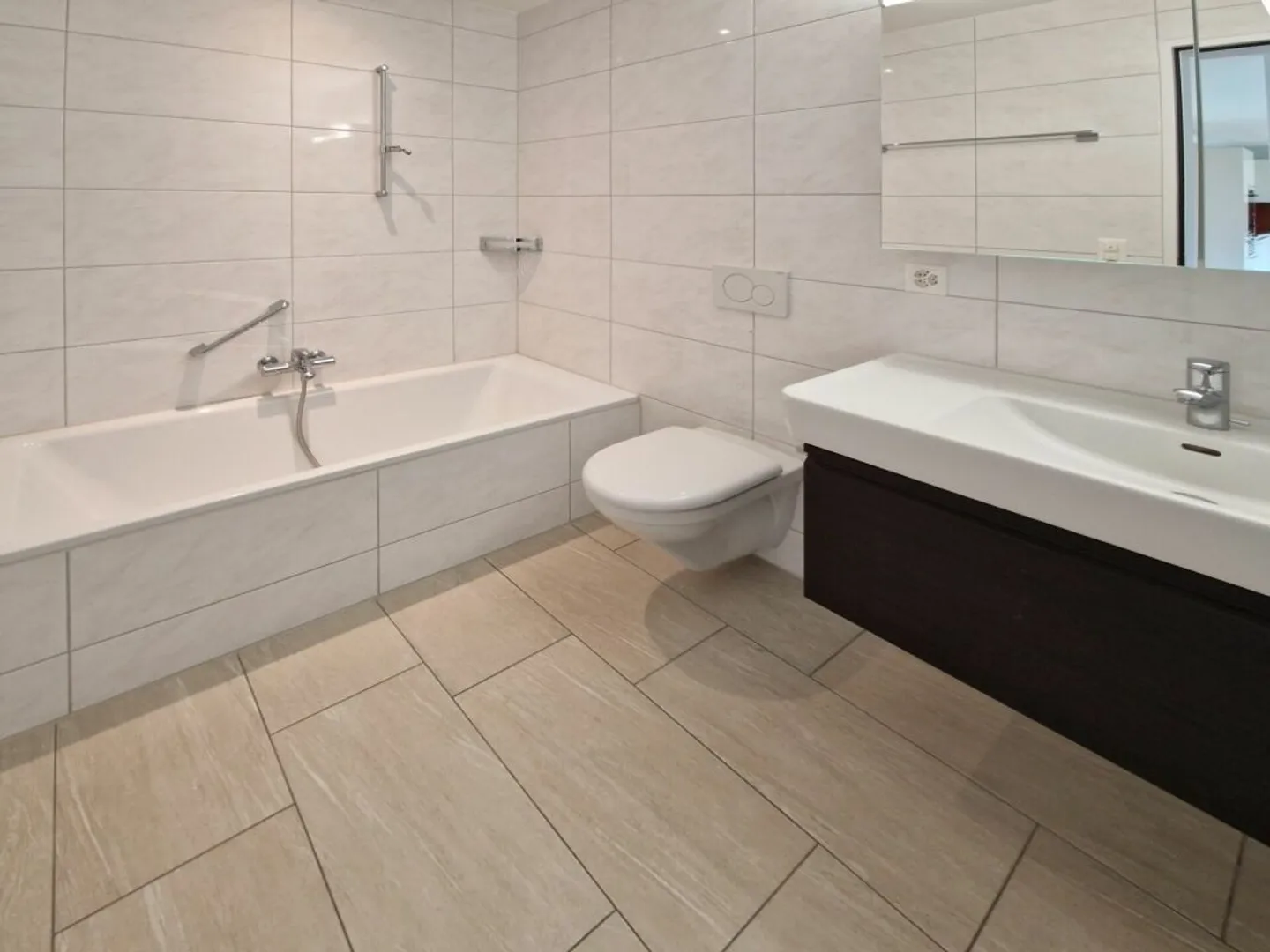 Ein Zuhause, das Lage und Lebensqualität vereint - Photo 9 of 12