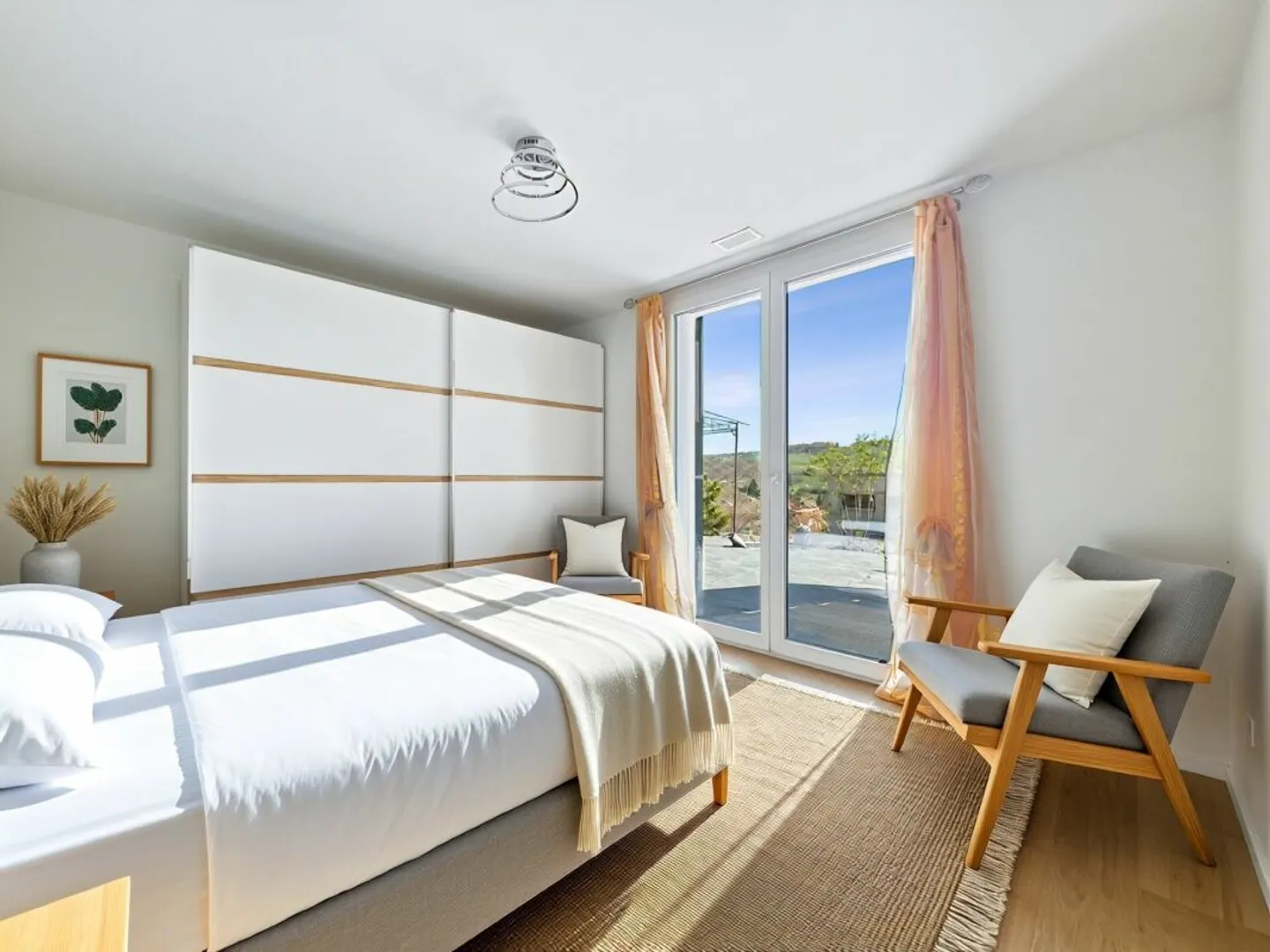 VILLA CONTIGUË FAMILIALE, AU CALME, AVEC TERRASSES ET BELLE LUMINOSITÉ - Photo 10 of 13