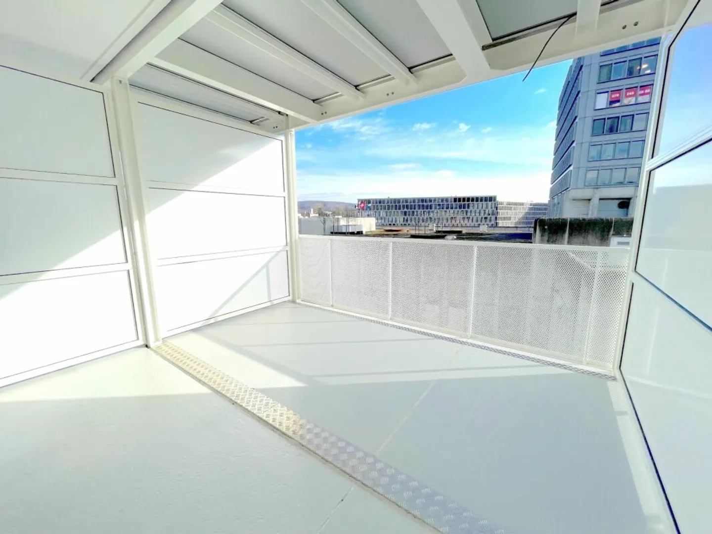 Stilvolles Apartment mit grossem Balkon - Foto 7 von 11