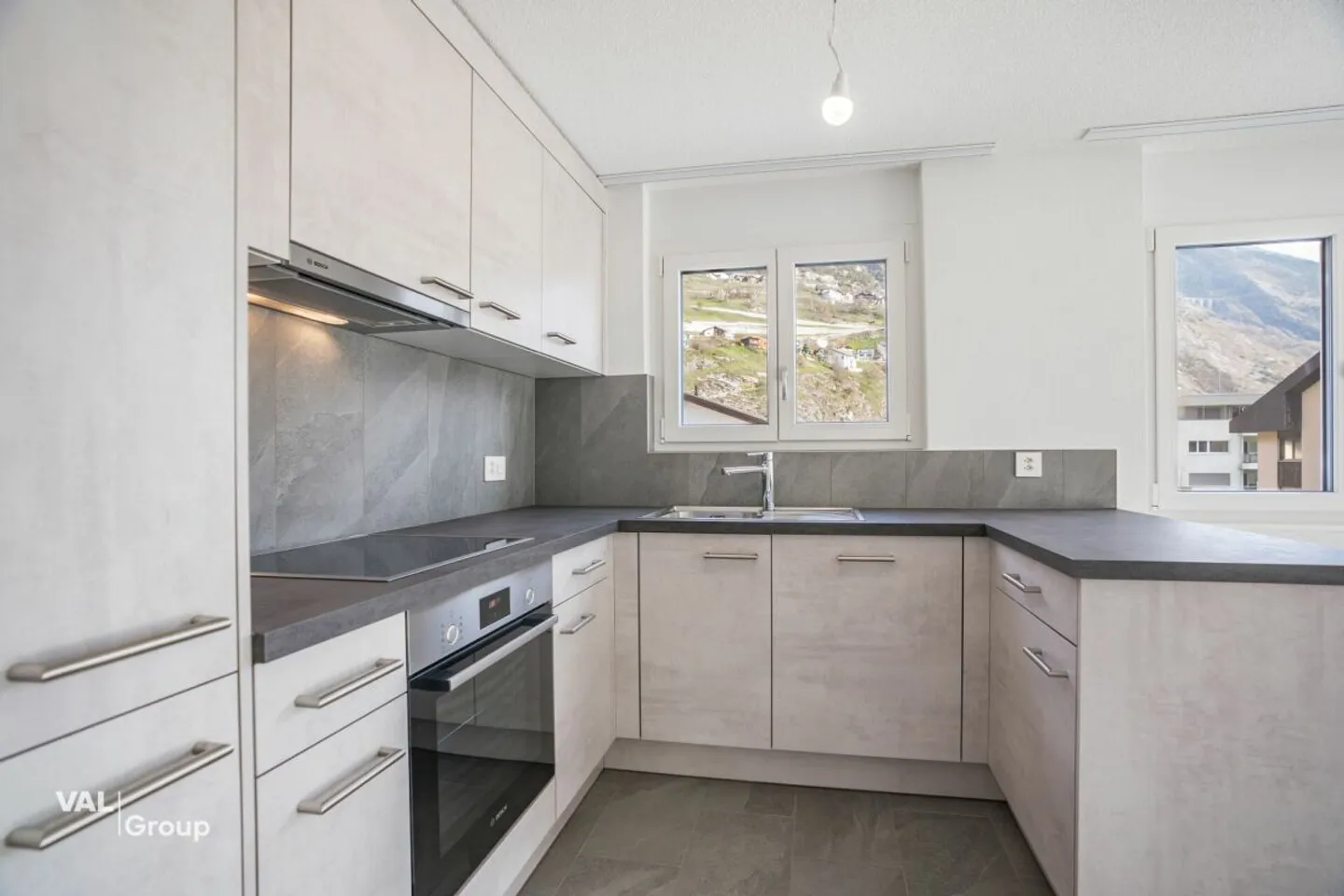 Stylish 3.5-room new apartment with panoramic view - modern architecture - Photo 5 of 13