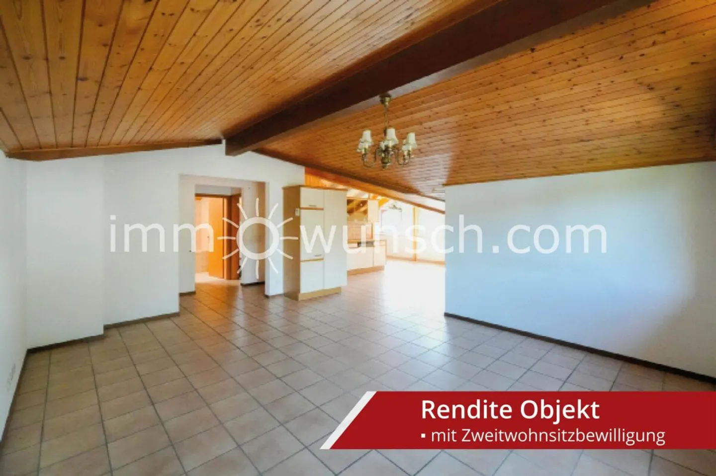 L'Opportunité - Charmant appartement en attique de 2 ½ pièces (3 ½ pièces), avec permis de résidence secondaire - Photo 3 sur 13