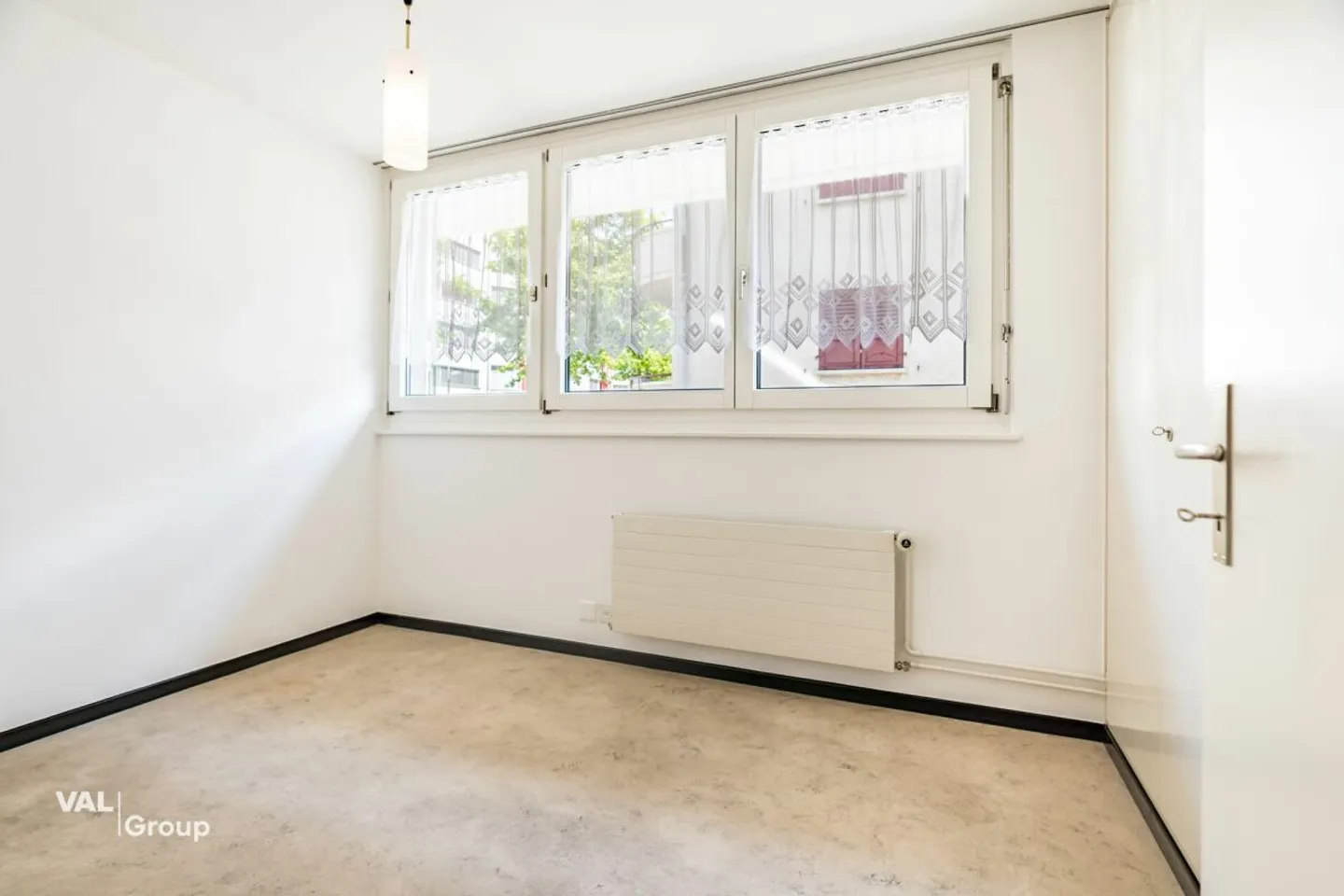 Occasion rare : beaucoup d'espace, grand jardin, emplacement central avec option commerciale - Photo 13 sur 13