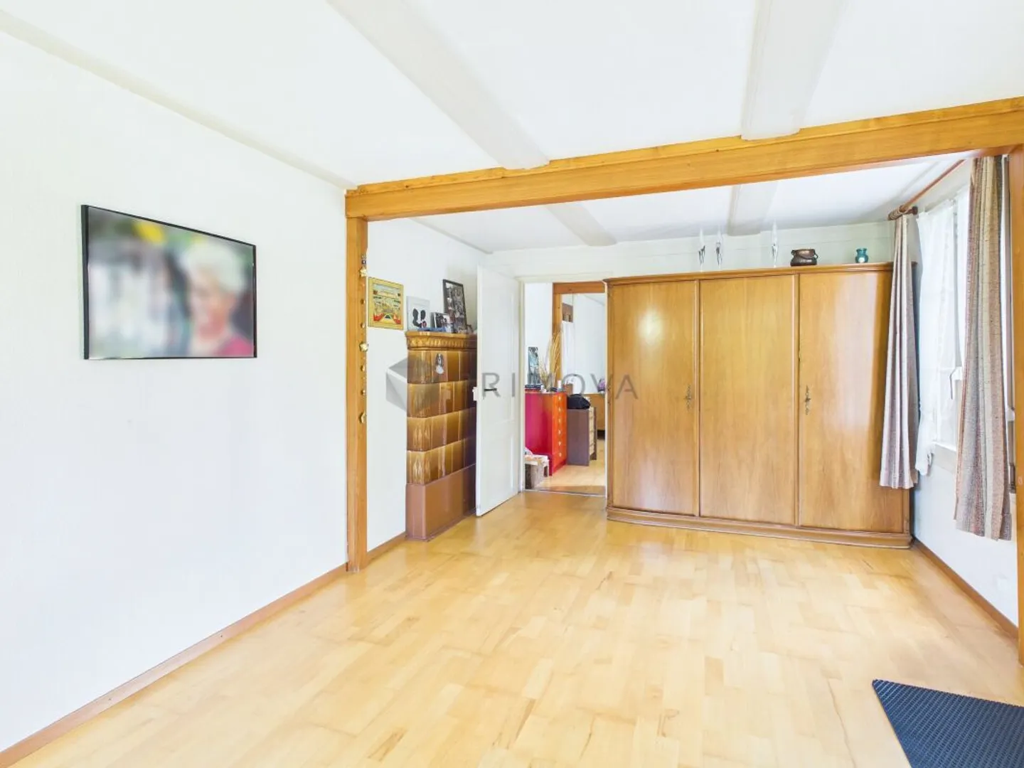 Ferme bien entretenue avec grande réserve foncière dans le beau Seeland - Photo 10 sur 13
