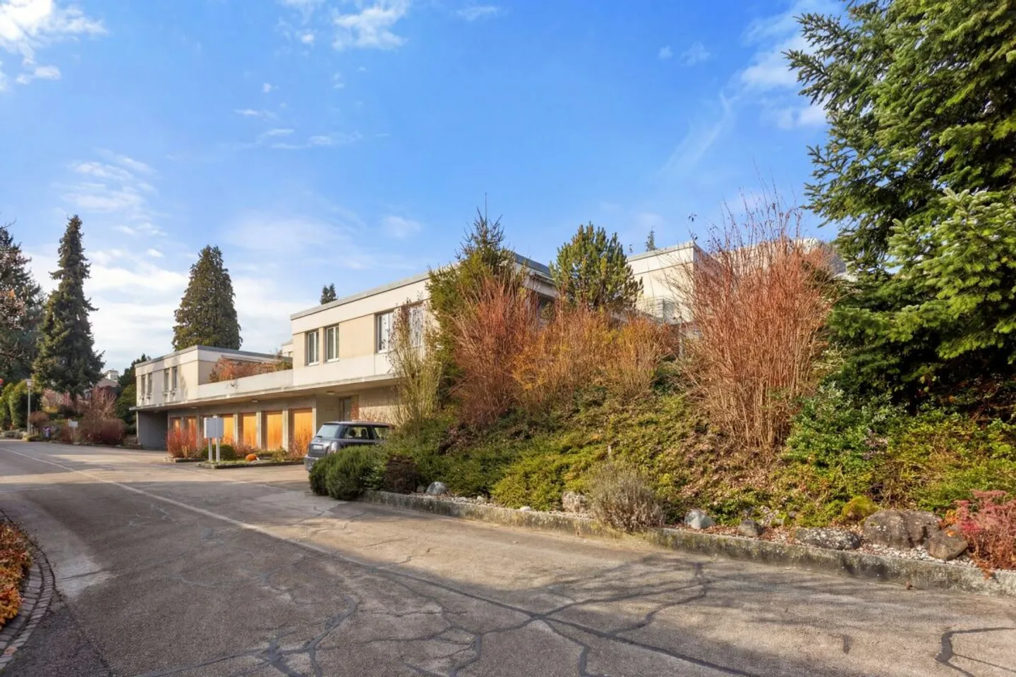 Emplacement résidentiel privilégié à Dachsen - Vue panoramique incluse ! - Photo 1 sur 13