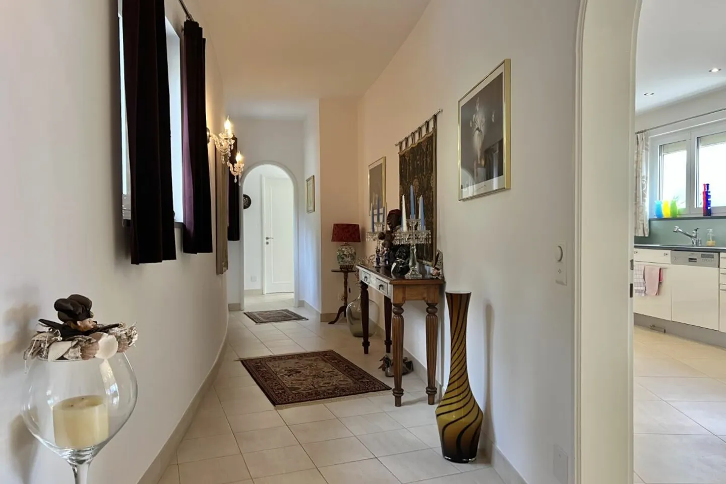 Villa "Frank" exclusive avec maison d'hôtes, piscine et vaste terrain - Photo 6 sur 13