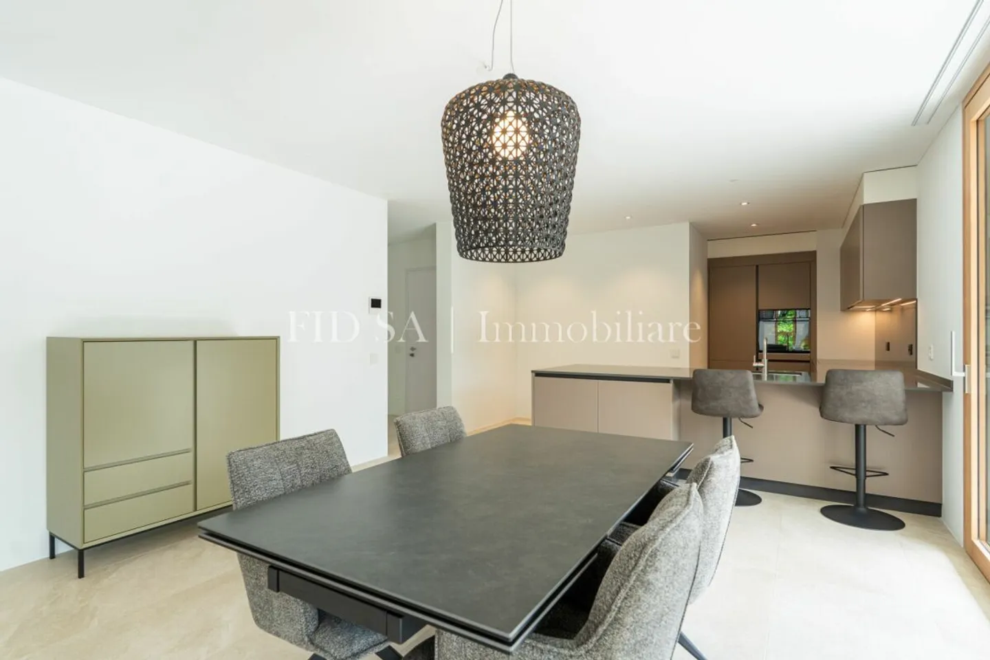 MINUSIO - Newly built apartment with generous spaces and modern architecture - Photo 5 of 10