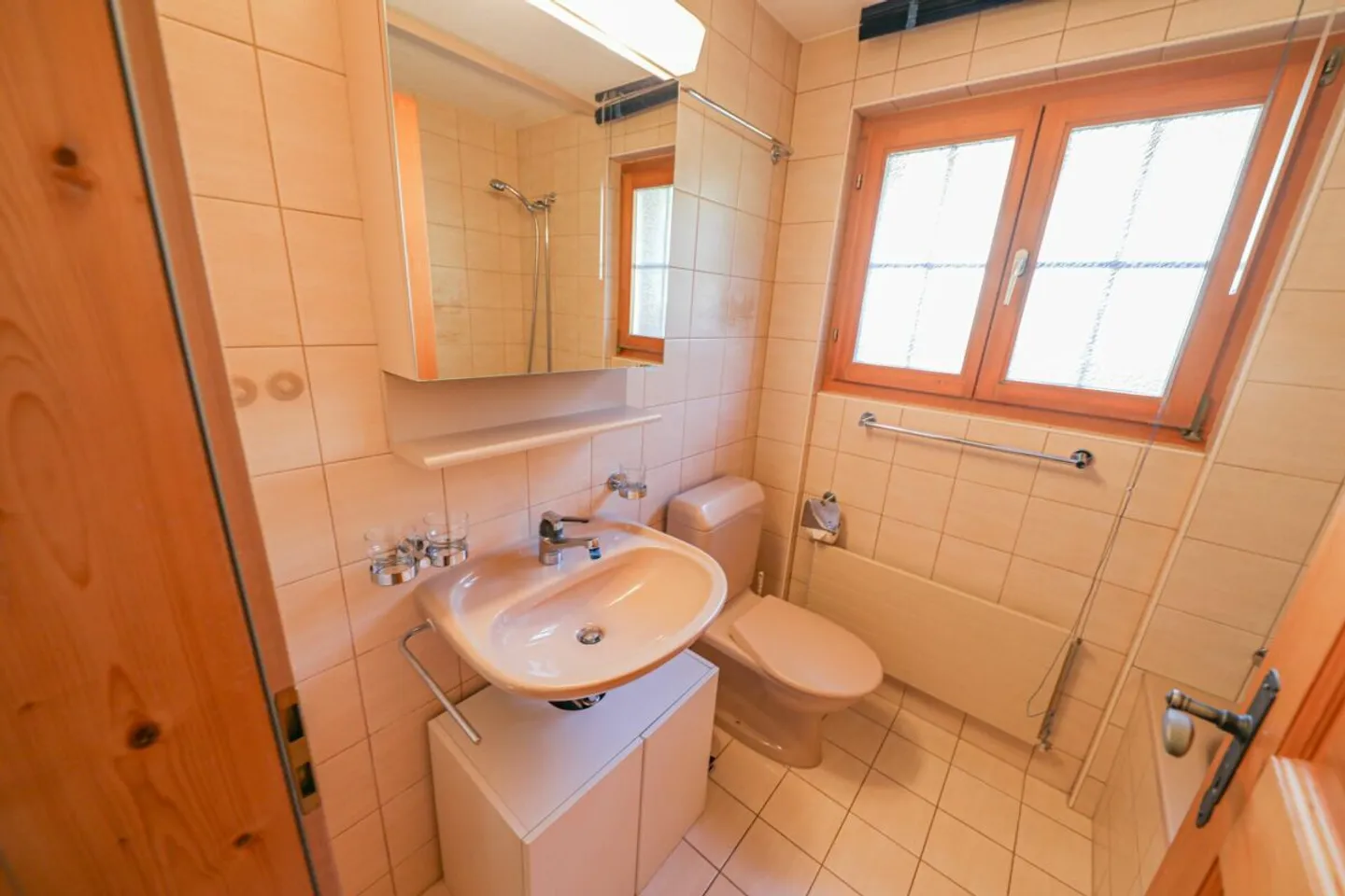 Charmante Wohnung im Chalet - Foto 9 von 10