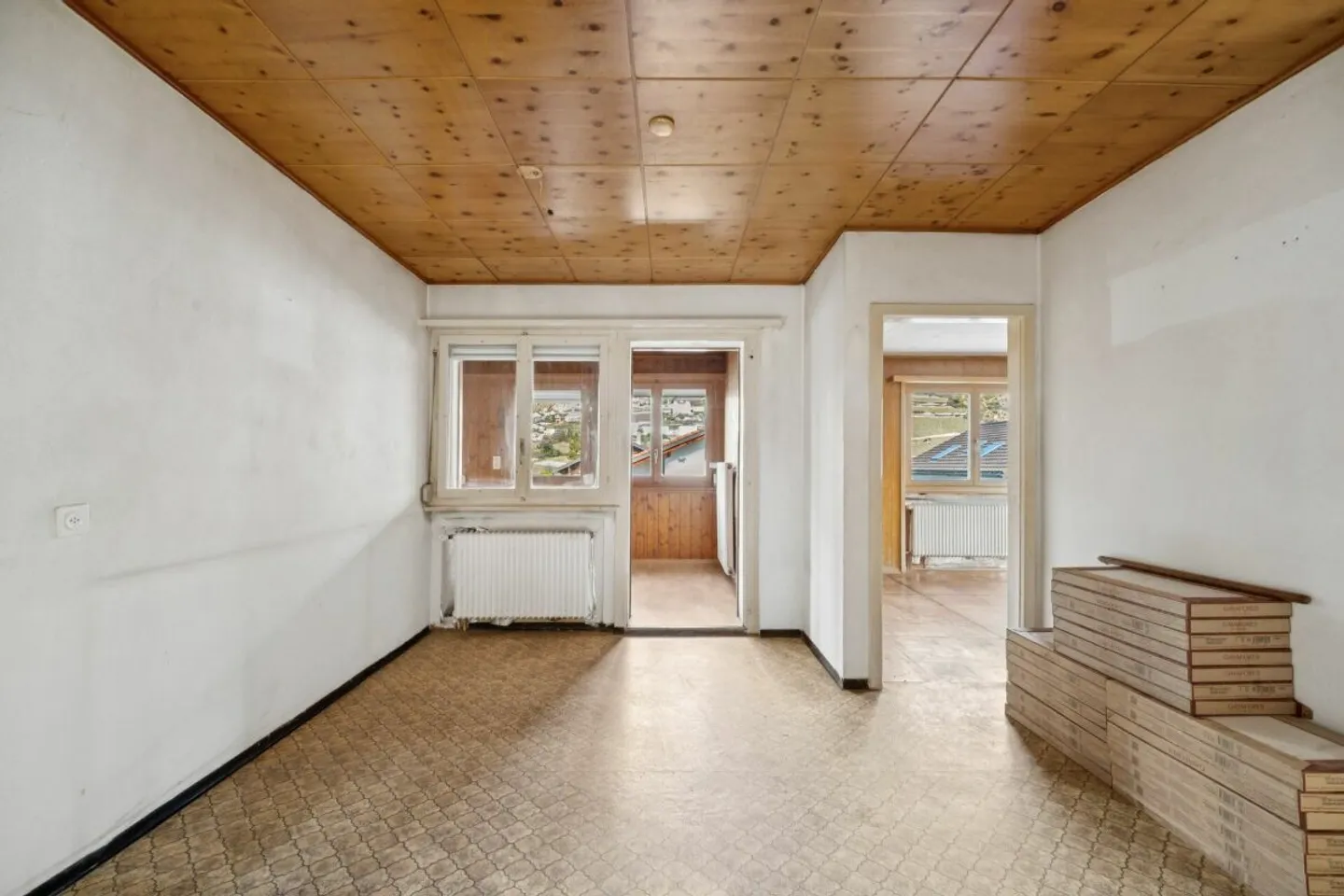 Maison familiale double avec beaucoup de potentiel (d'aménagement) dans un emplacement ensoleillé à Leuk - Photo 4 sur 13